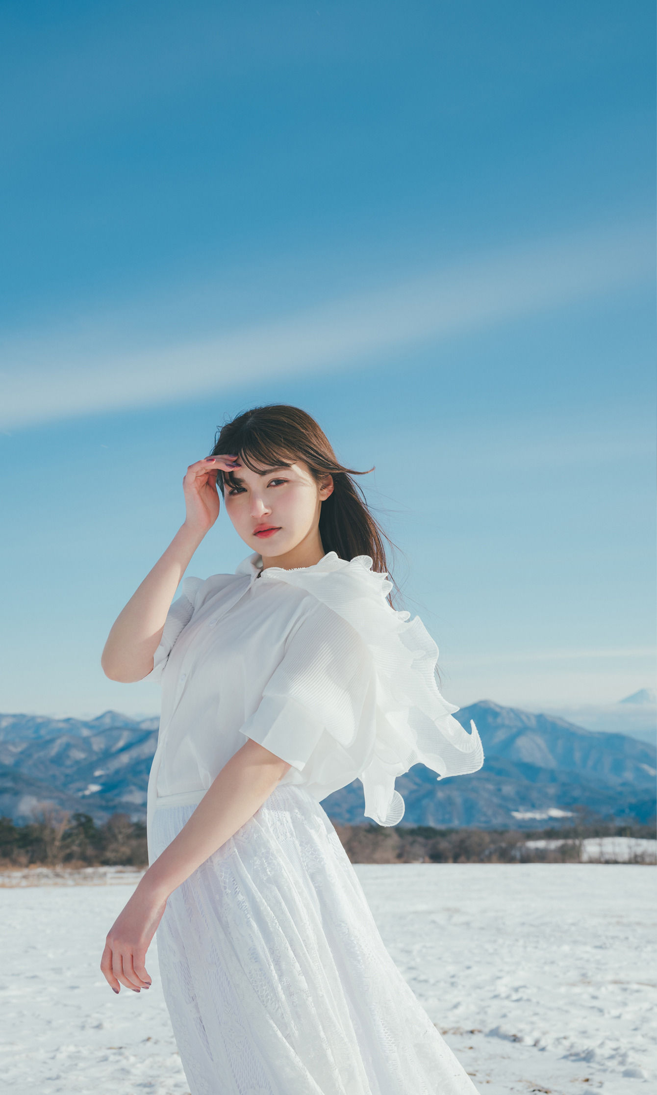 神志那結衣 写真集 「呼ぶ声がする」