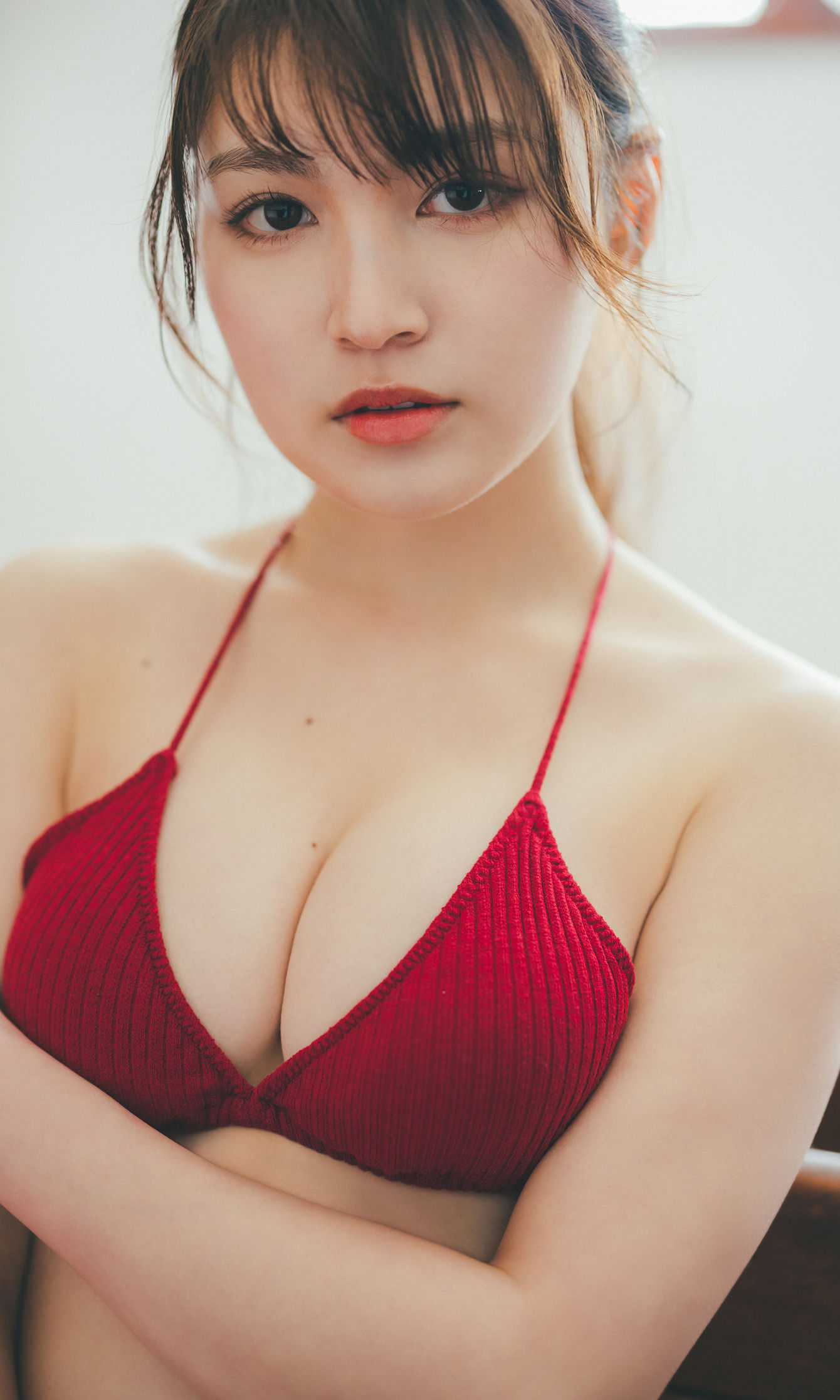 神志那結衣 写真集 「呼ぶ声がする」