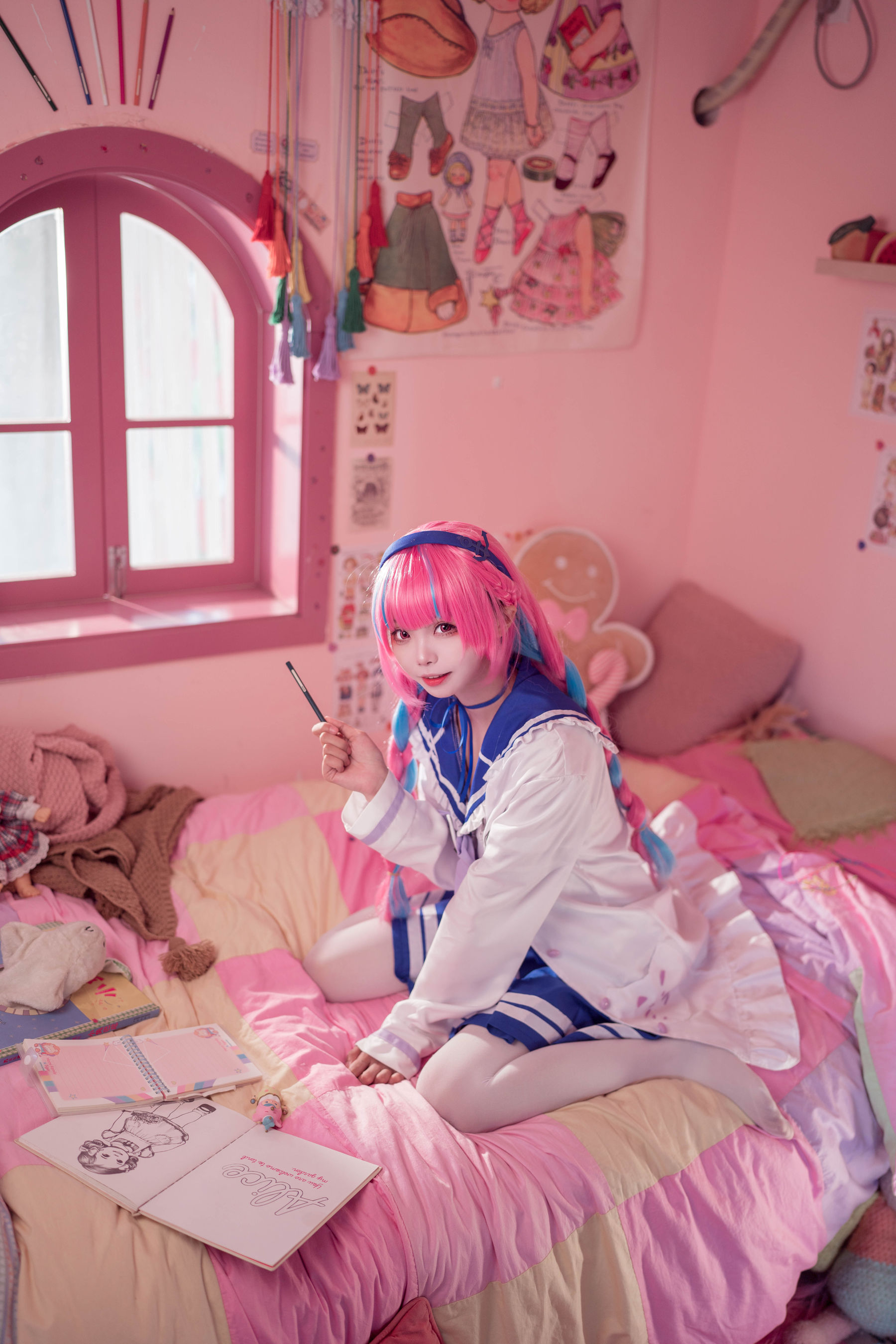 艾西aiwest - 湊阿库娅 私服