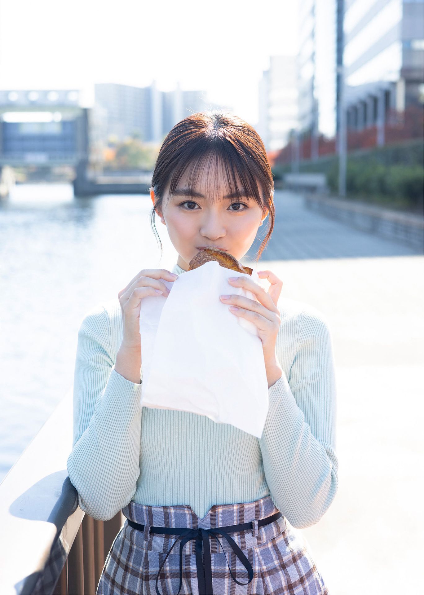 豊田ルナ「朝の月、真昼の月」