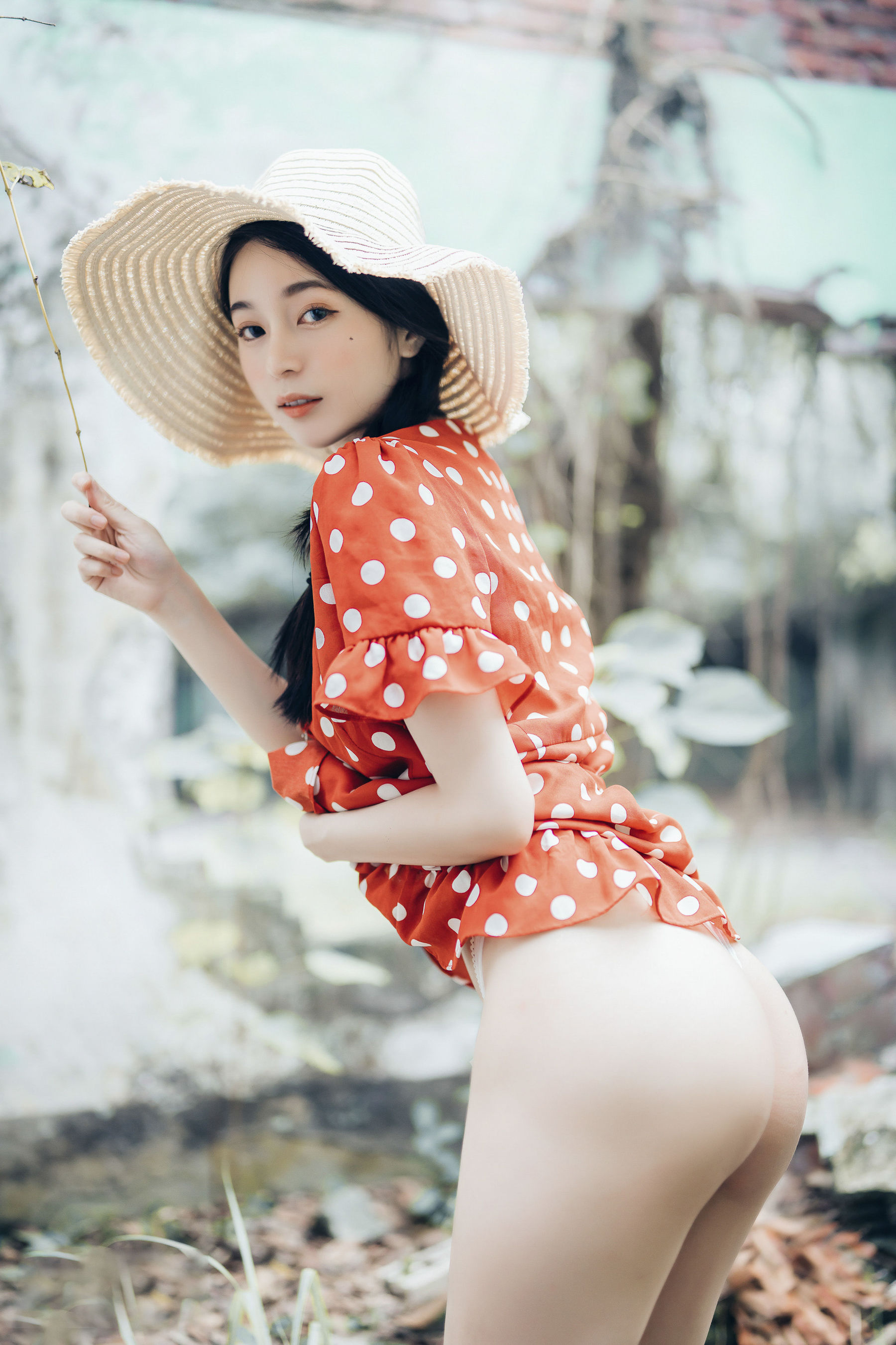 辰辰 - 废墟