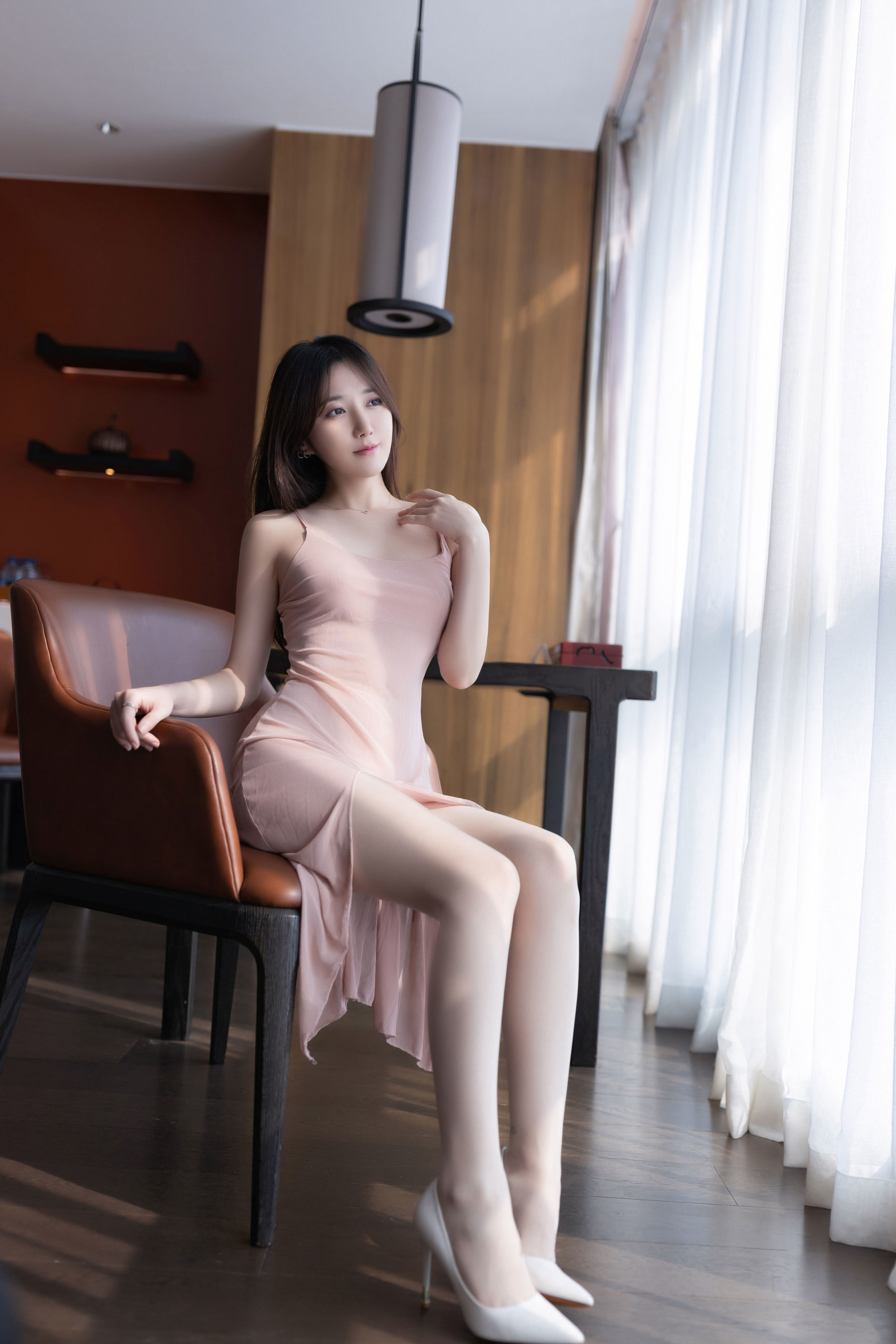 鱼子酱 桃粉写真