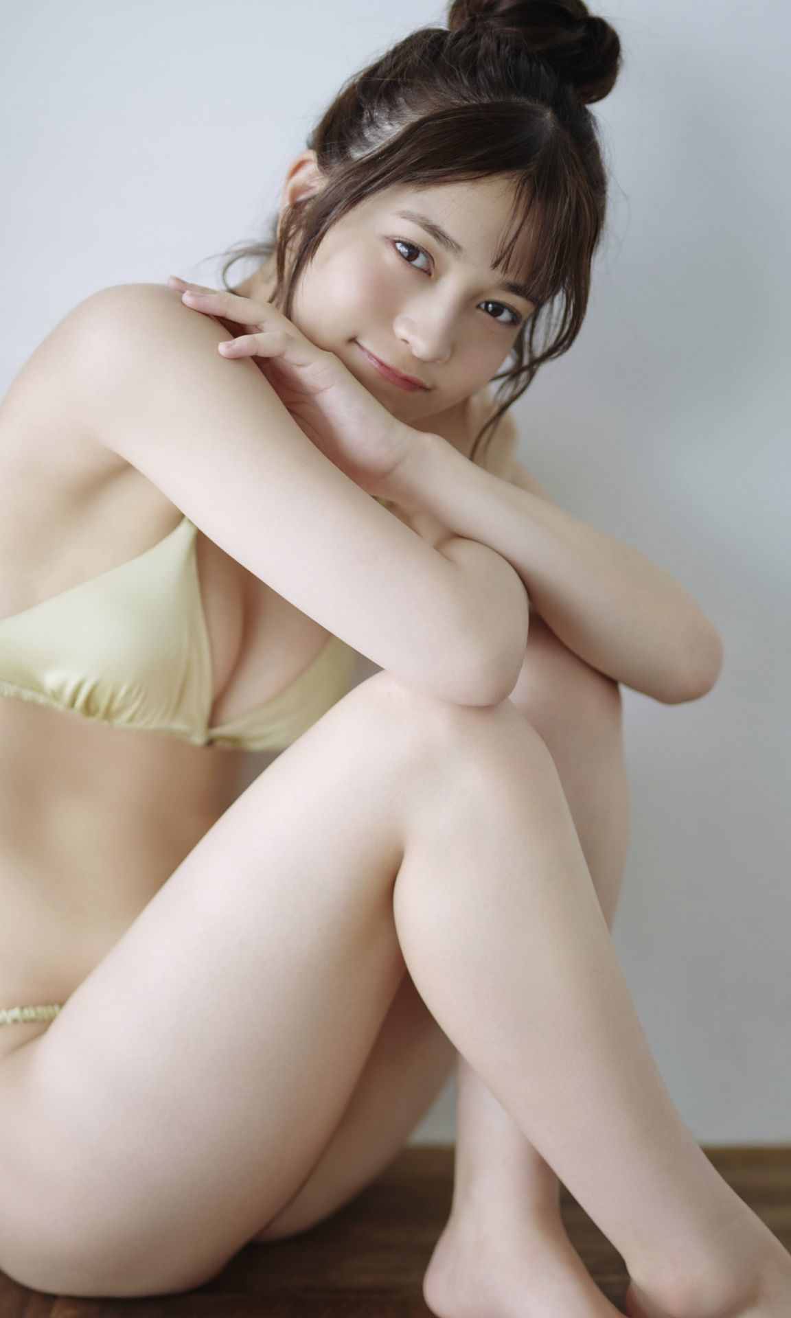 黒嵜菜々子 写真集「むじゃきにイイ女」