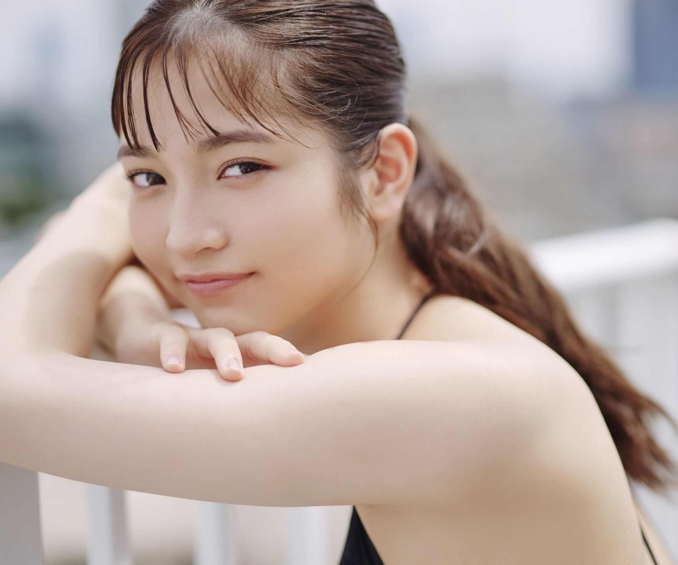 黒嵜菜々子 写真集「むじゃきにイイ女」