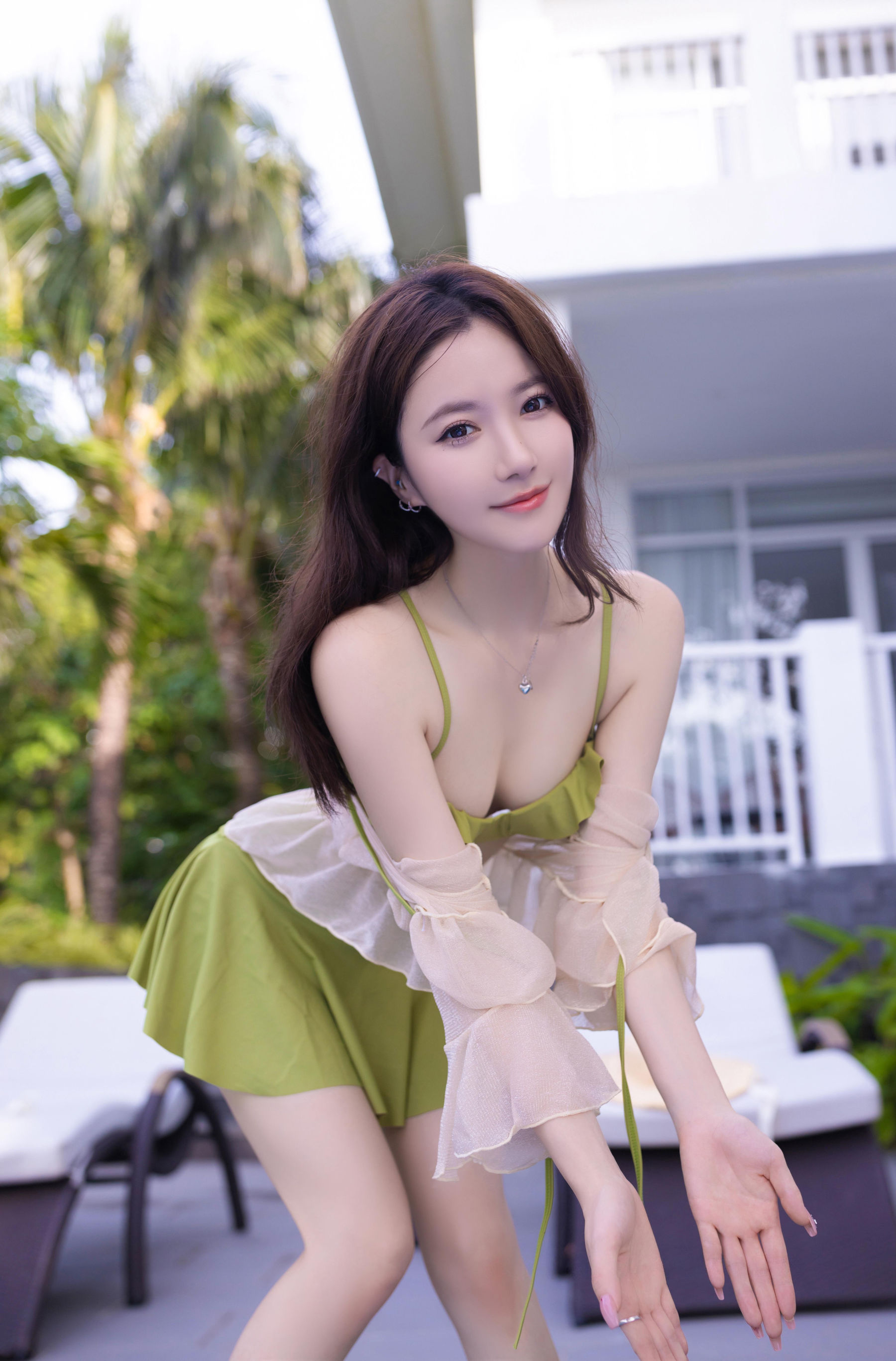 鱼子酱 山青涩写真
