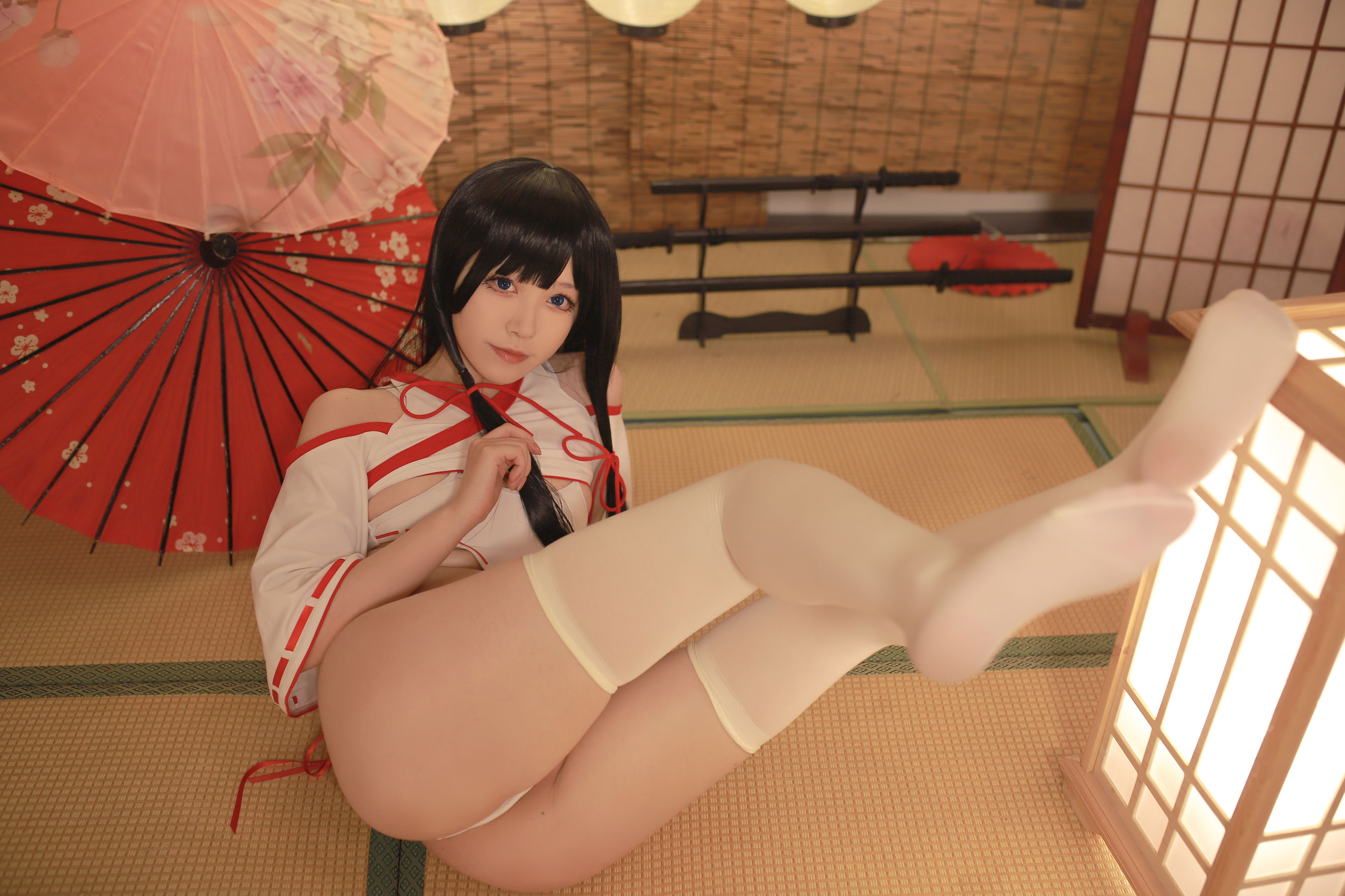 Asagiriai 愛ちゃん - 神社巫女
