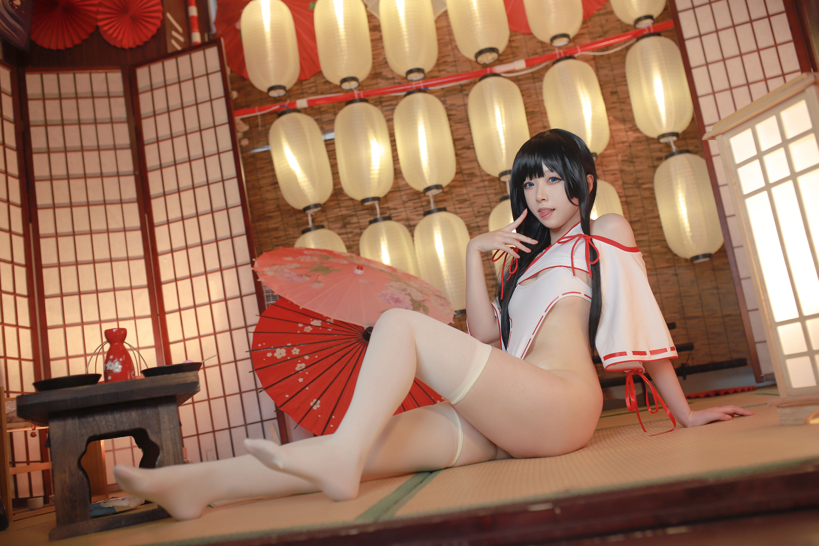 Asagiriai 愛ちゃん - 神社巫女