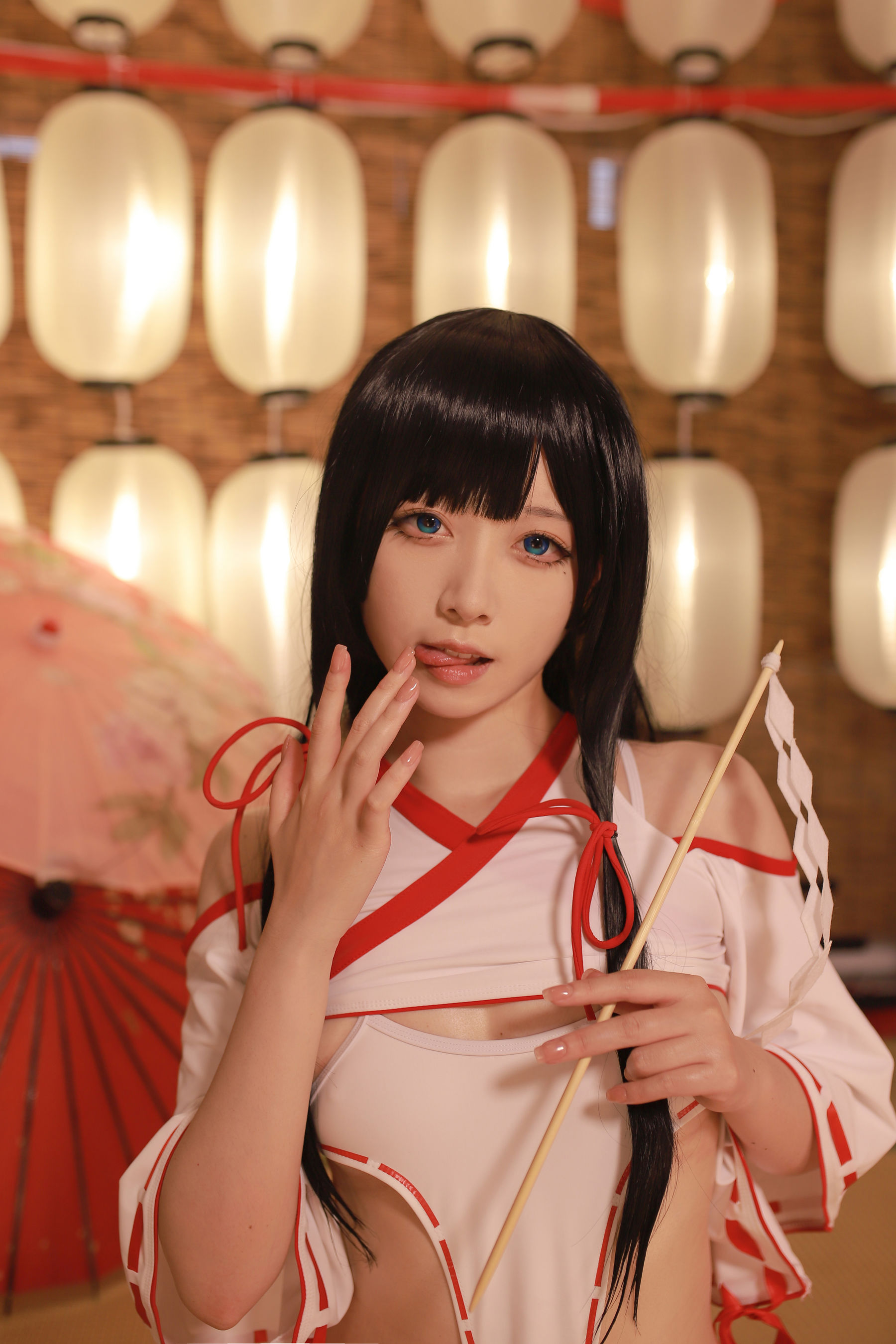Asagiriai 愛ちゃん - 神社巫女