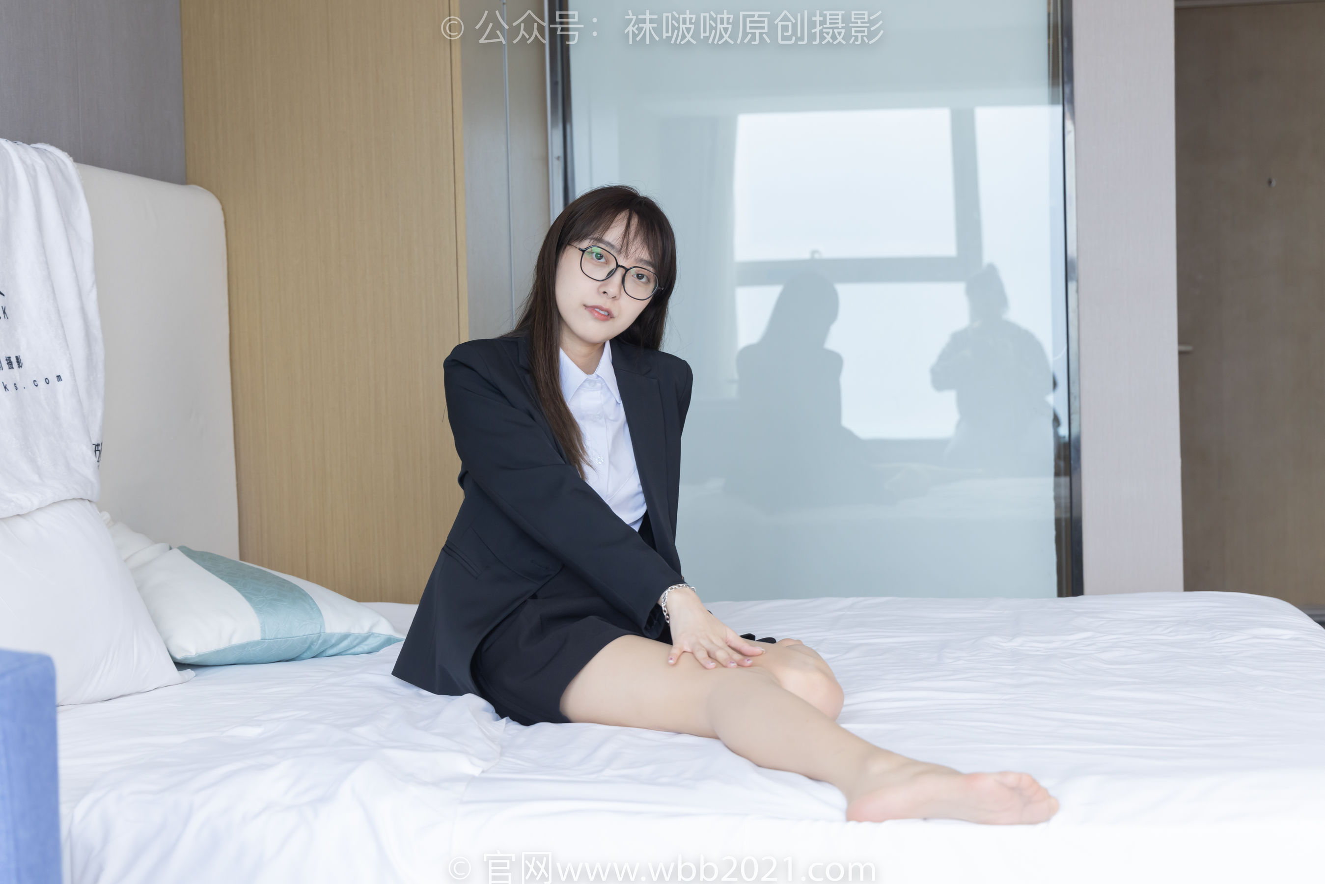 BoBoSocks袜啵啵 No.280 稚予 - 马丁靴、高跟鞋、黑棉袜、肉丝