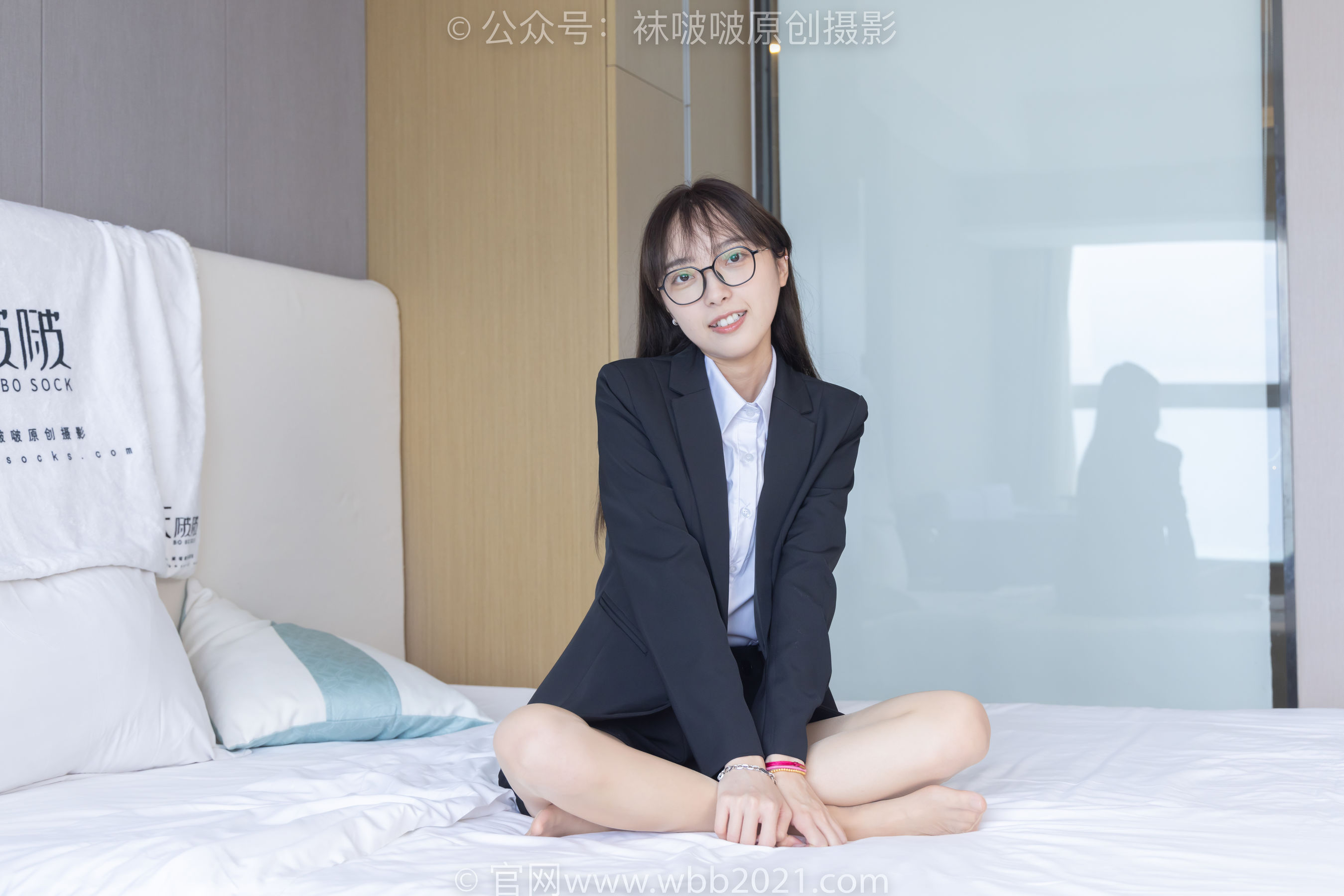 BoBoSocks袜啵啵 No.280 稚予 - 马丁靴、高跟鞋、黑棉袜、肉丝