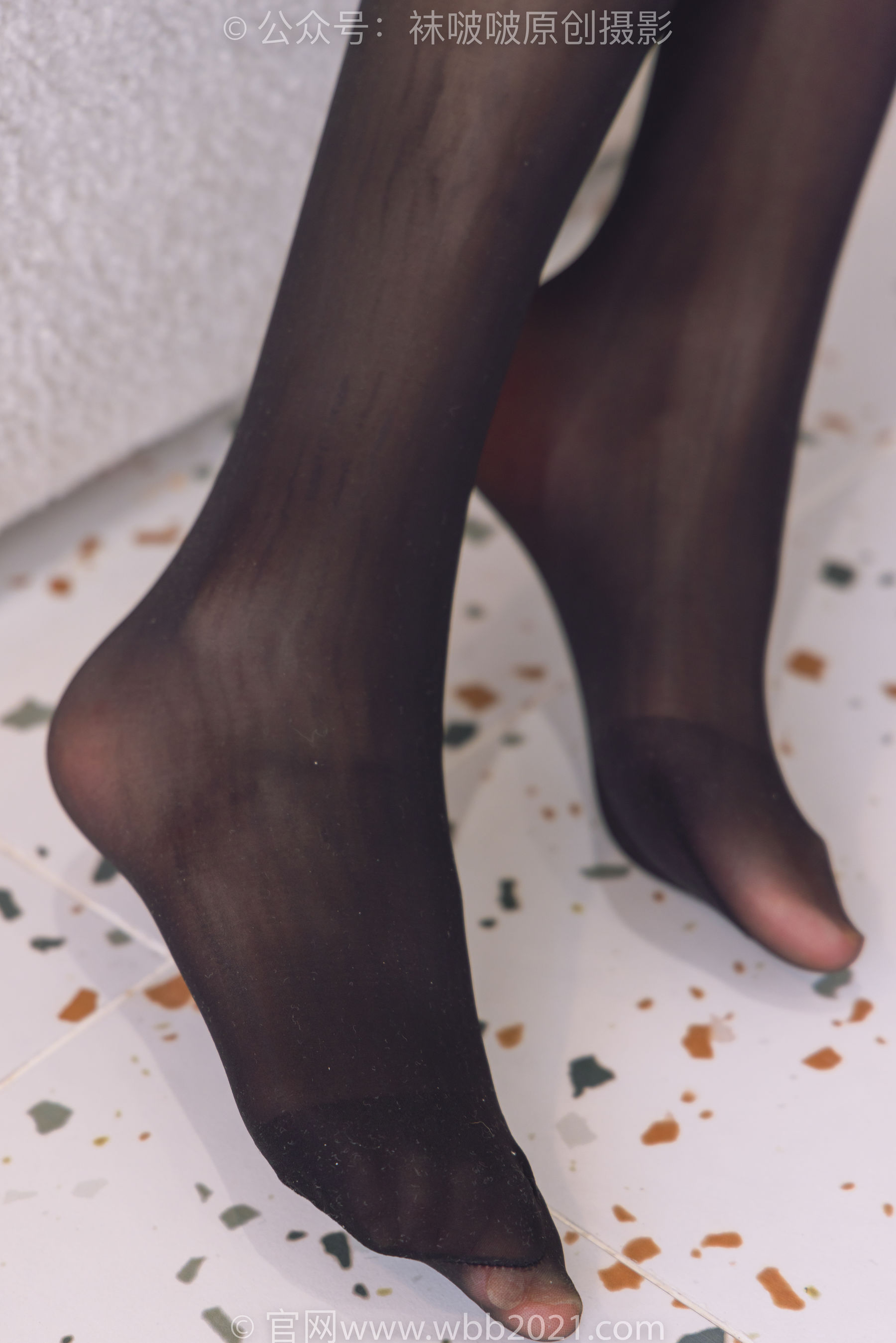 BoBoSocks袜啵啵 No.284 小甜豆 - 短靴、皮鞋、两双白棉袜、油亮黑丝、爱心印花白丝