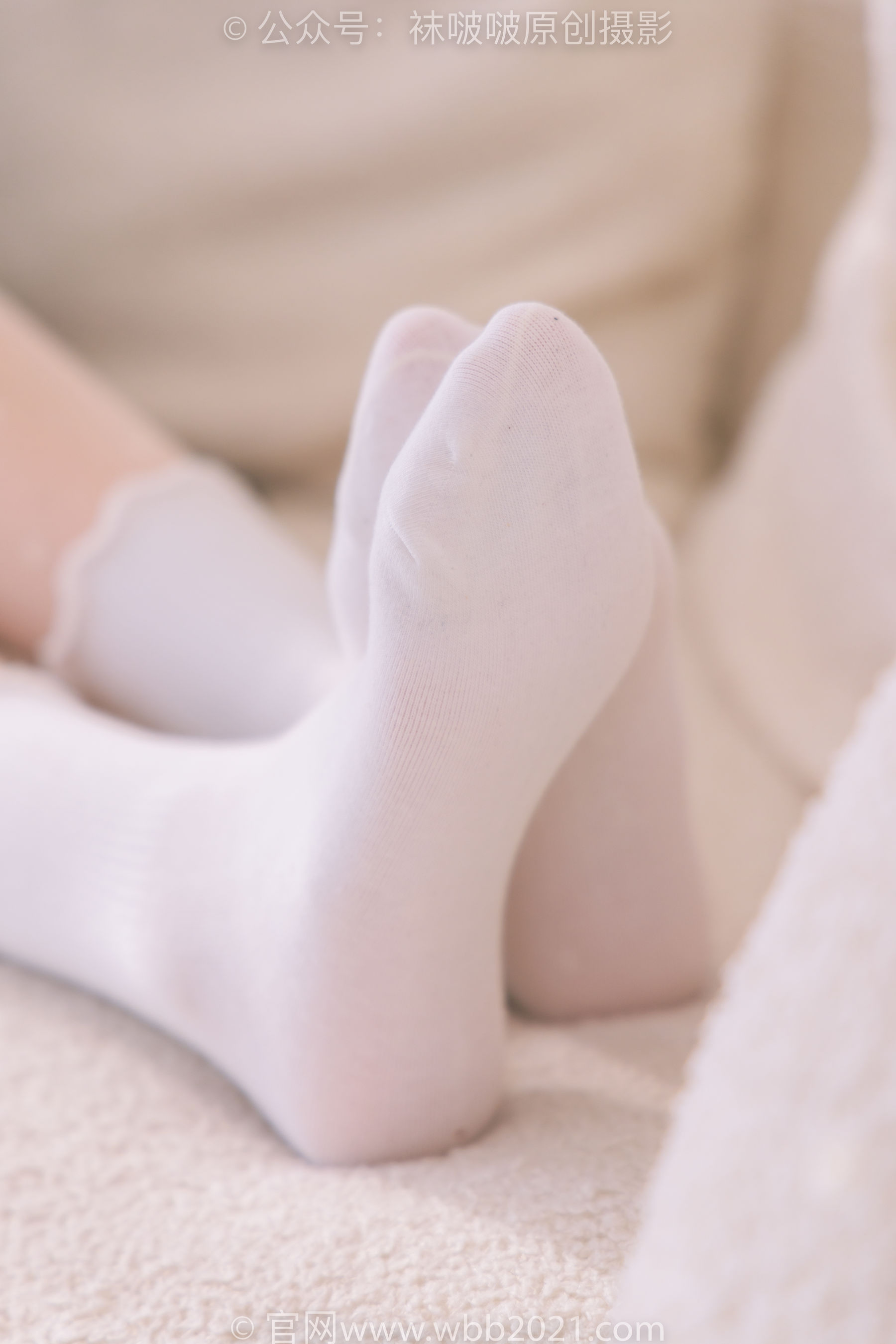 BoBoSocks袜啵啵 No.284 小甜豆 - 短靴、皮鞋、两双白棉袜、油亮黑丝、爱心印花白丝