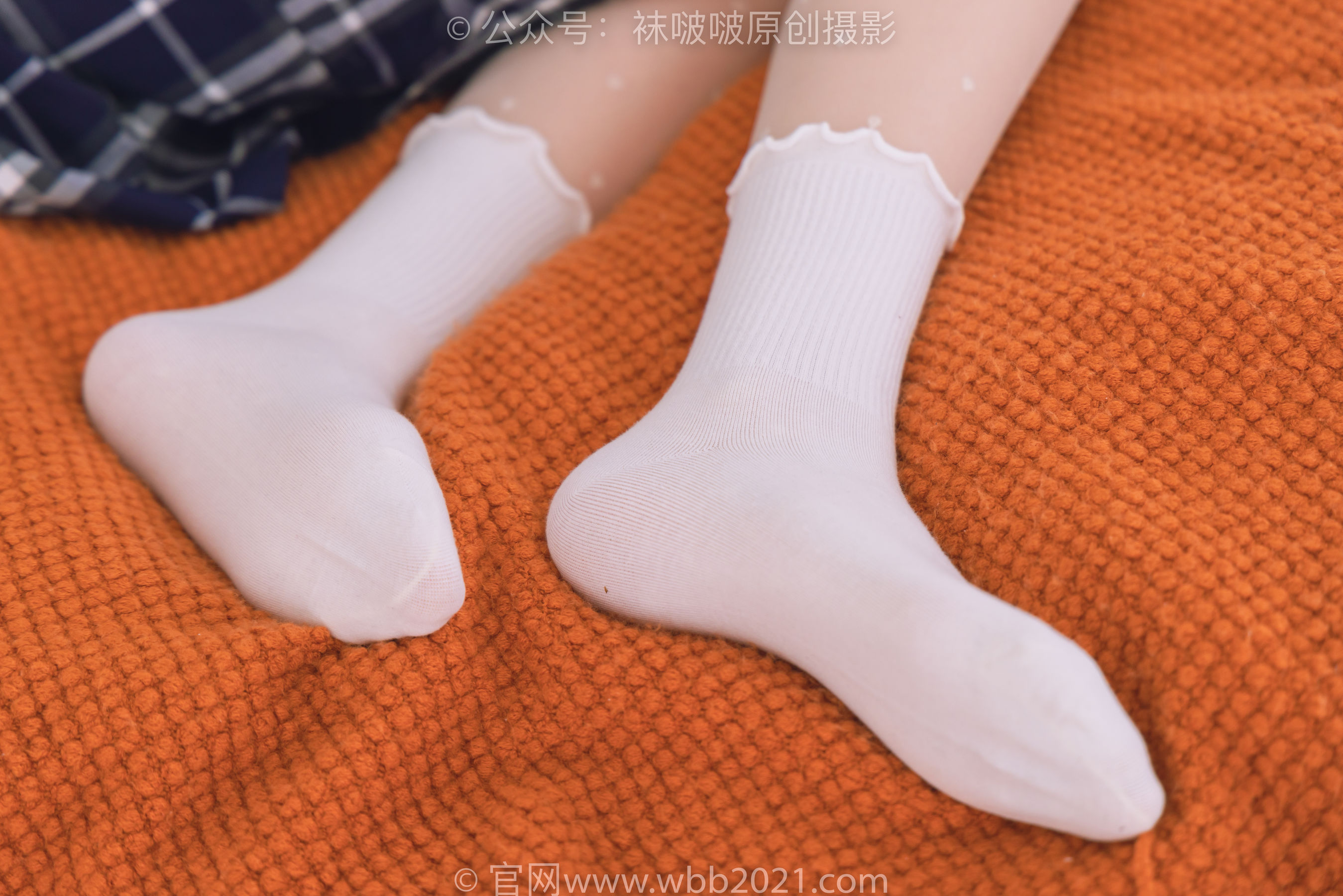 BoBoSocks袜啵啵 No.284 小甜豆 - 短靴、皮鞋、两双白棉袜、油亮黑丝、爱心印花白丝