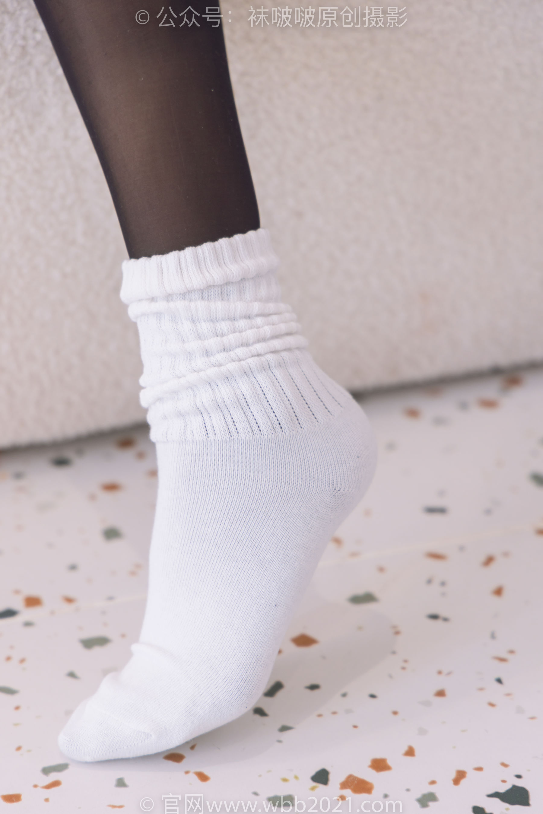 BoBoSocks袜啵啵 No.284 小甜豆 - 短靴、皮鞋、两双白棉袜、油亮黑丝、爱心印花白丝