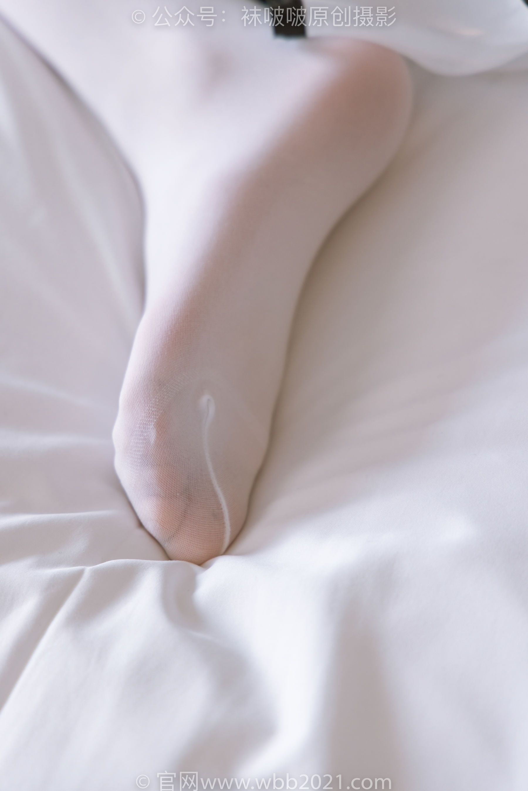 BoBoSocks袜啵啵 No.299 小甜豆 - 两双高跟鞋、厚白丝大腿袜