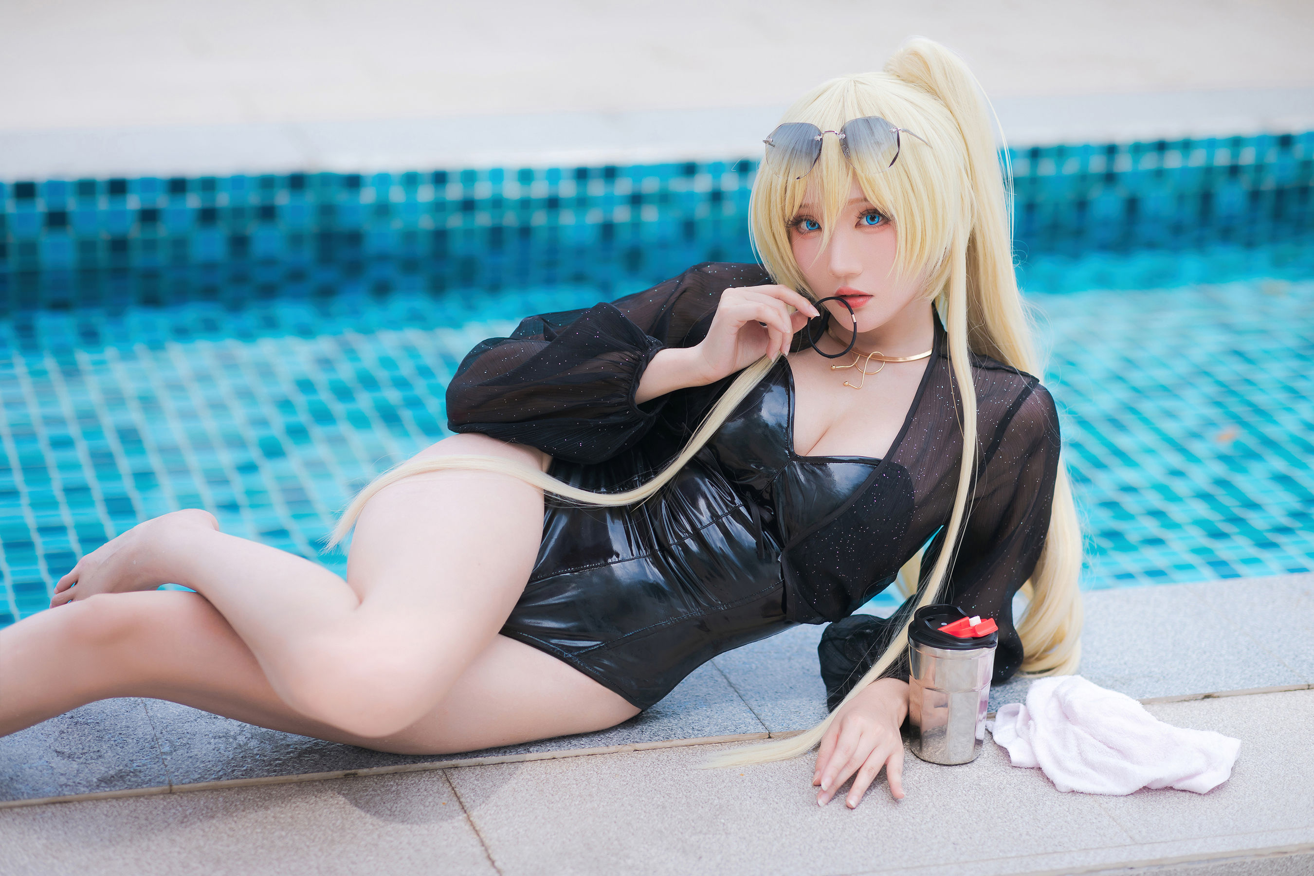 Coser 瓜希酱 福利 - 俾斯麦 泳装
