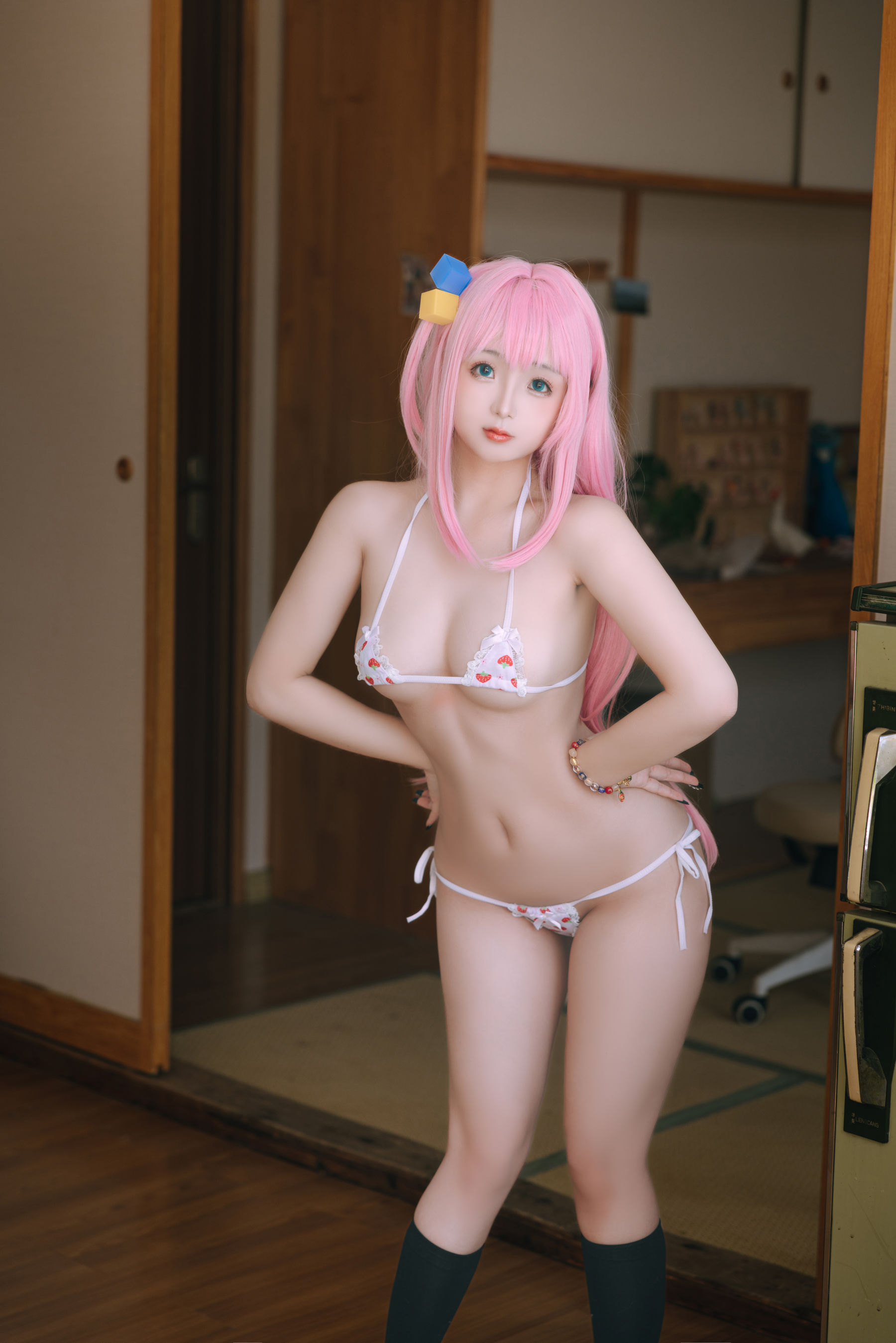 Cosplay 日奈娇 - 小孤独