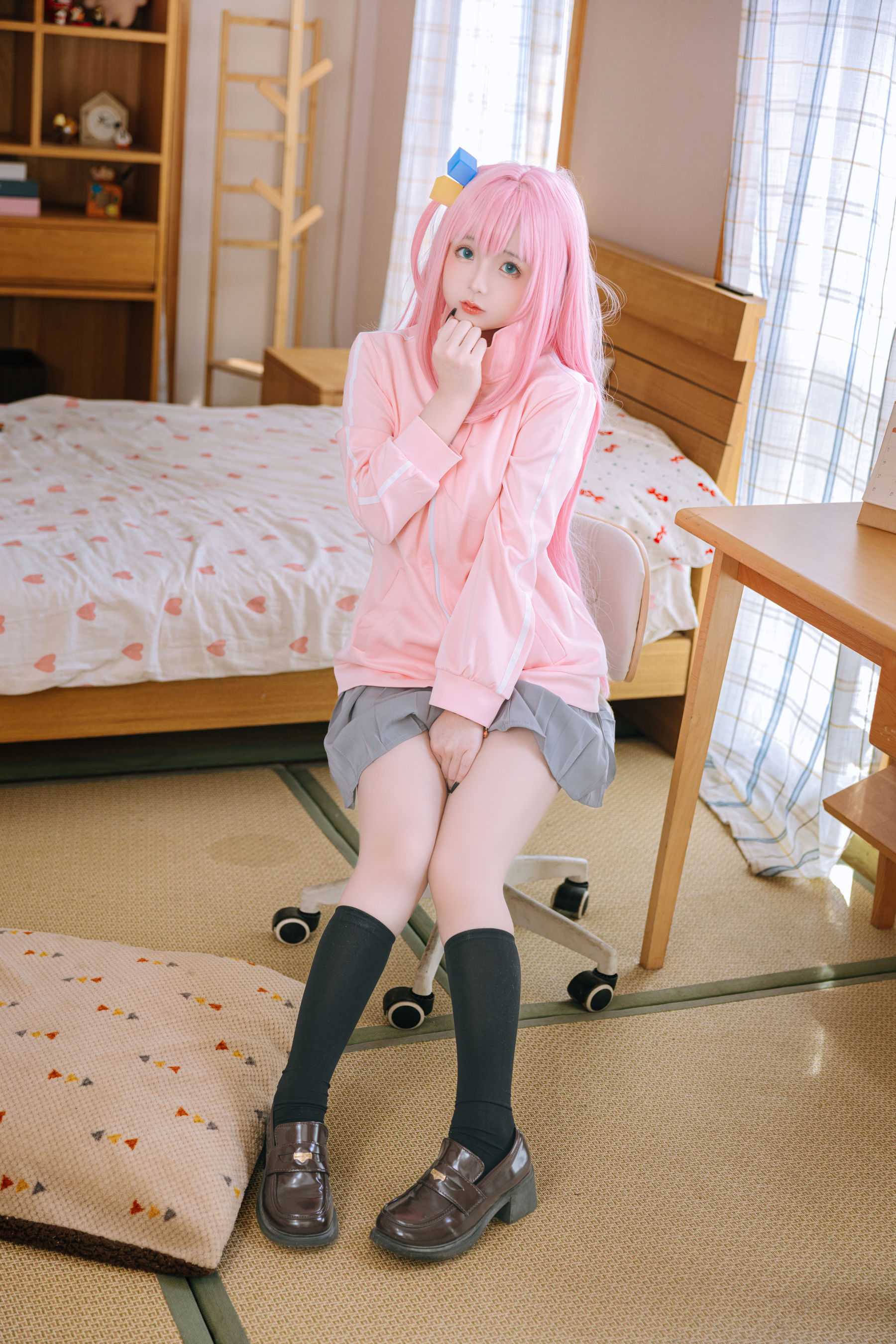 Cosplay 日奈娇 - 小孤独