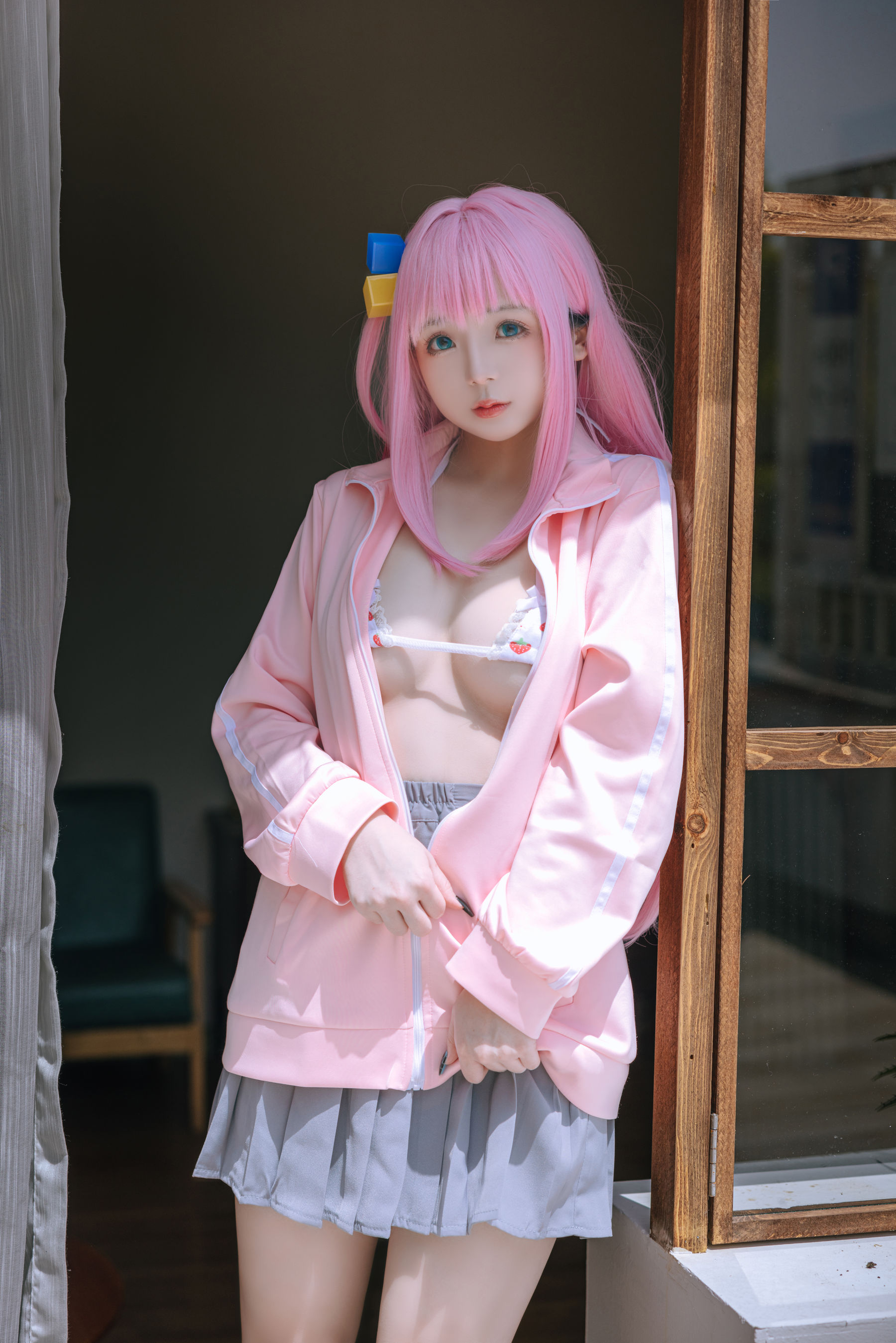 Cosplay 日奈娇 - 小孤独