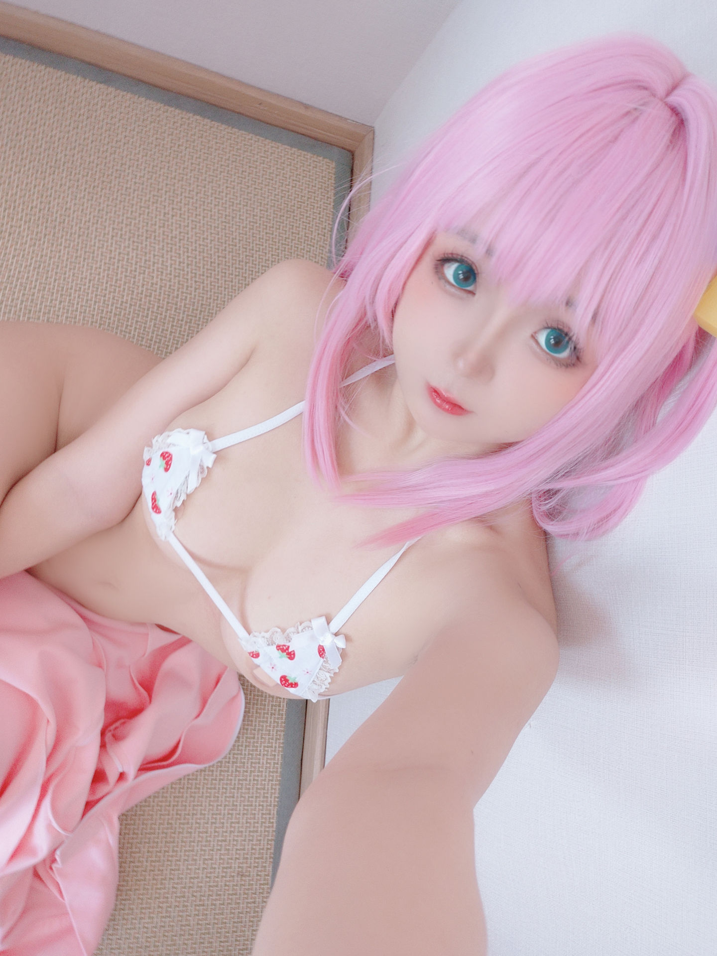 Cosplay 日奈娇 - 小孤独