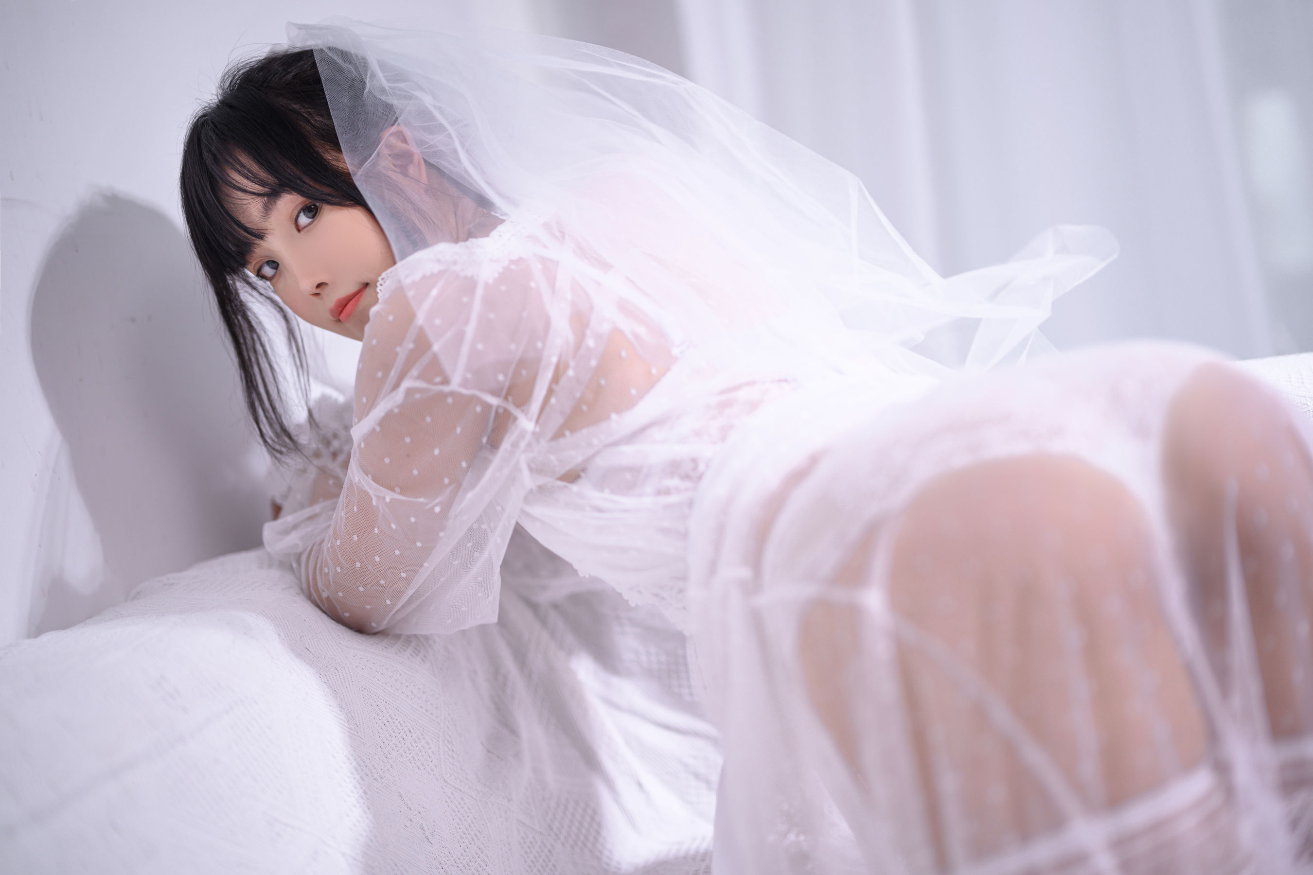 Cosplay 汪知子 - 婚纱