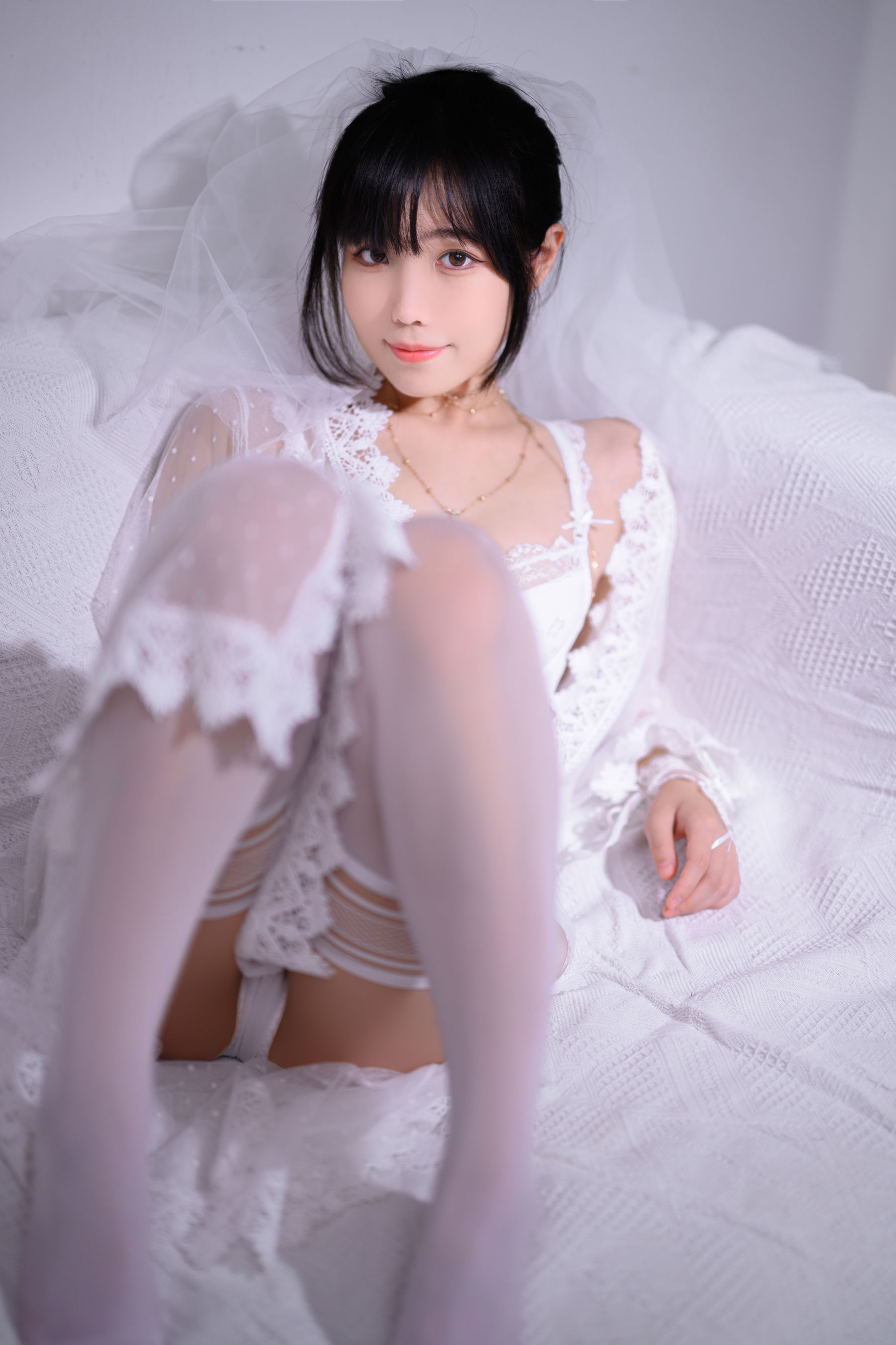Cosplay 汪知子 - 婚纱