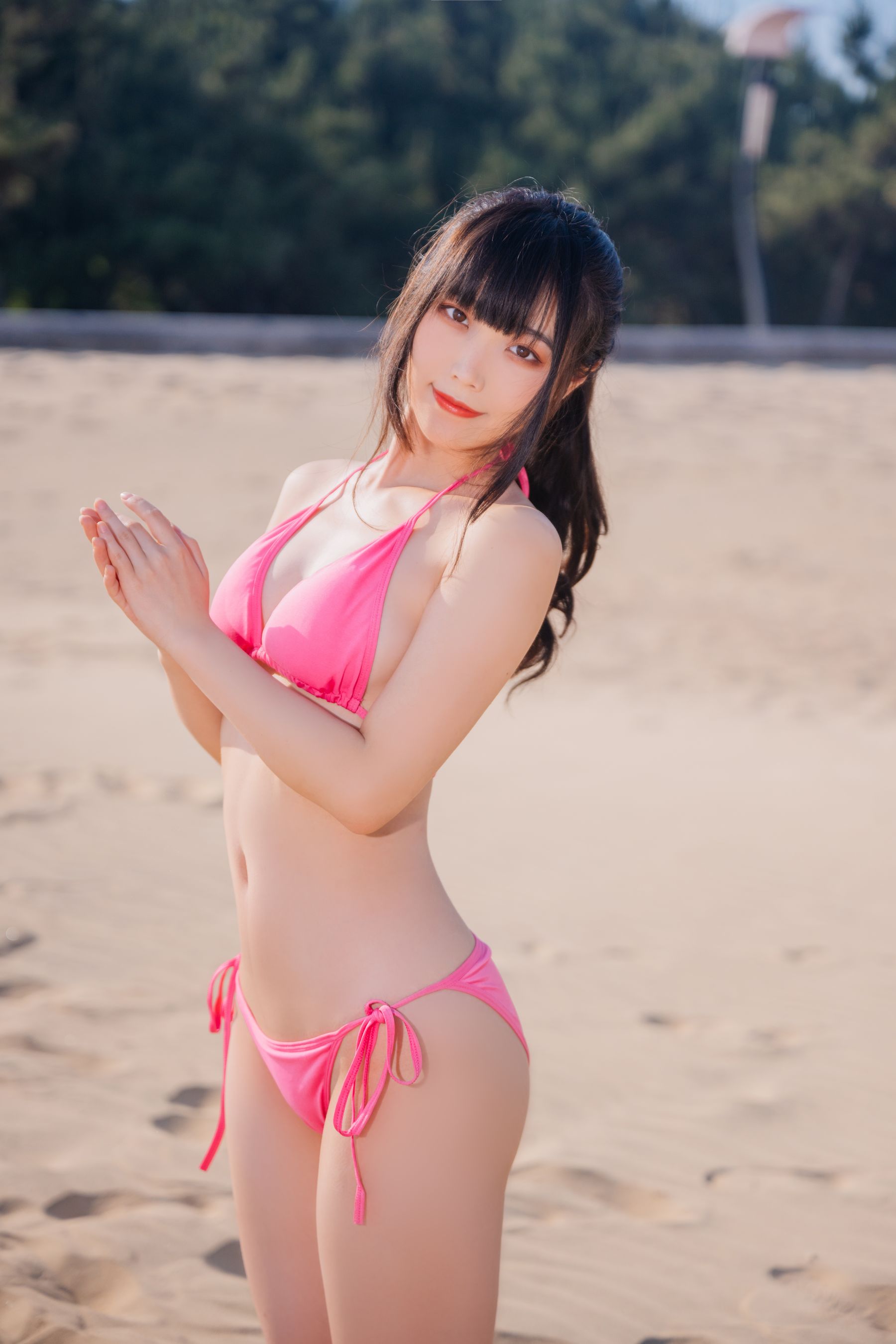 Cosplay 汪知子 - 粉色比基尼