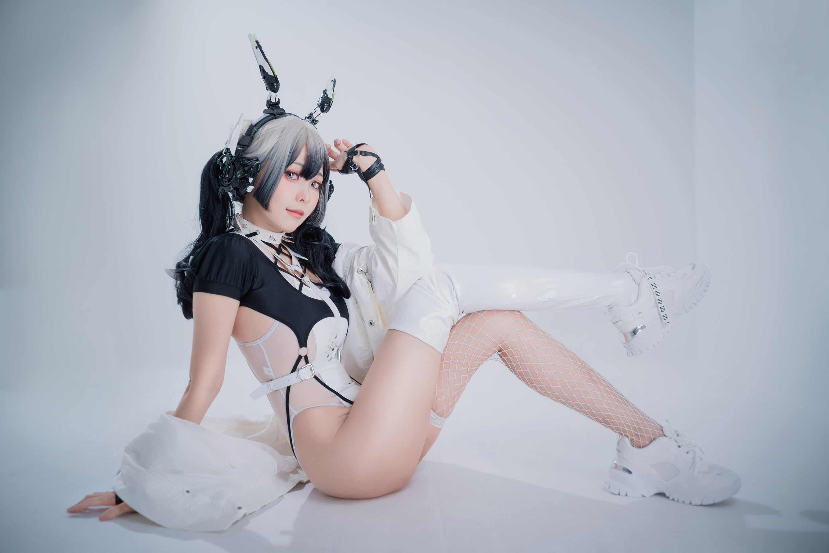 Ely_eee(ElyEE子) - Cyber Girl BLANCHE 賽博少女