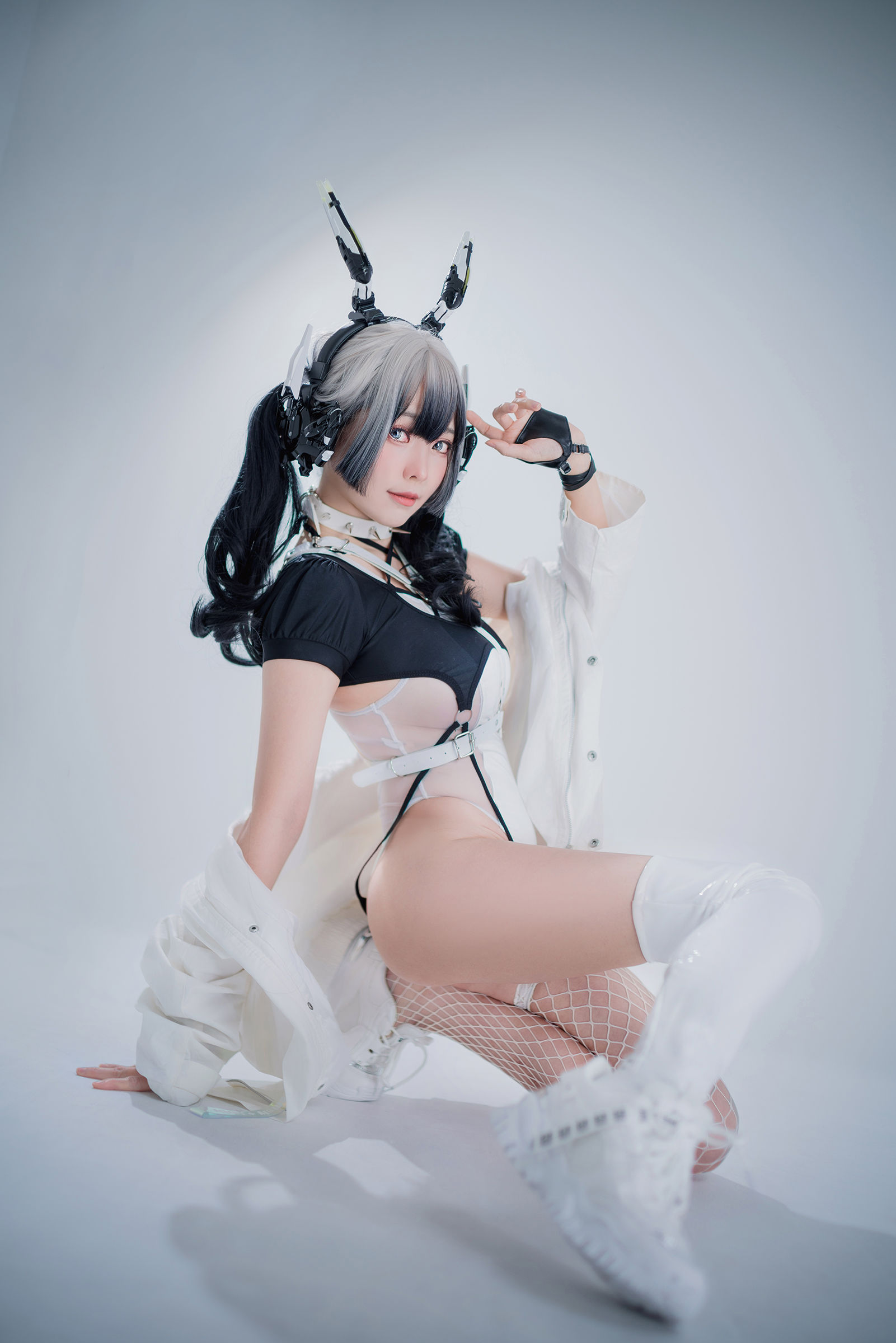 Ely_eee(ElyEE子) - Cyber Girl BLANCHE 賽博少女