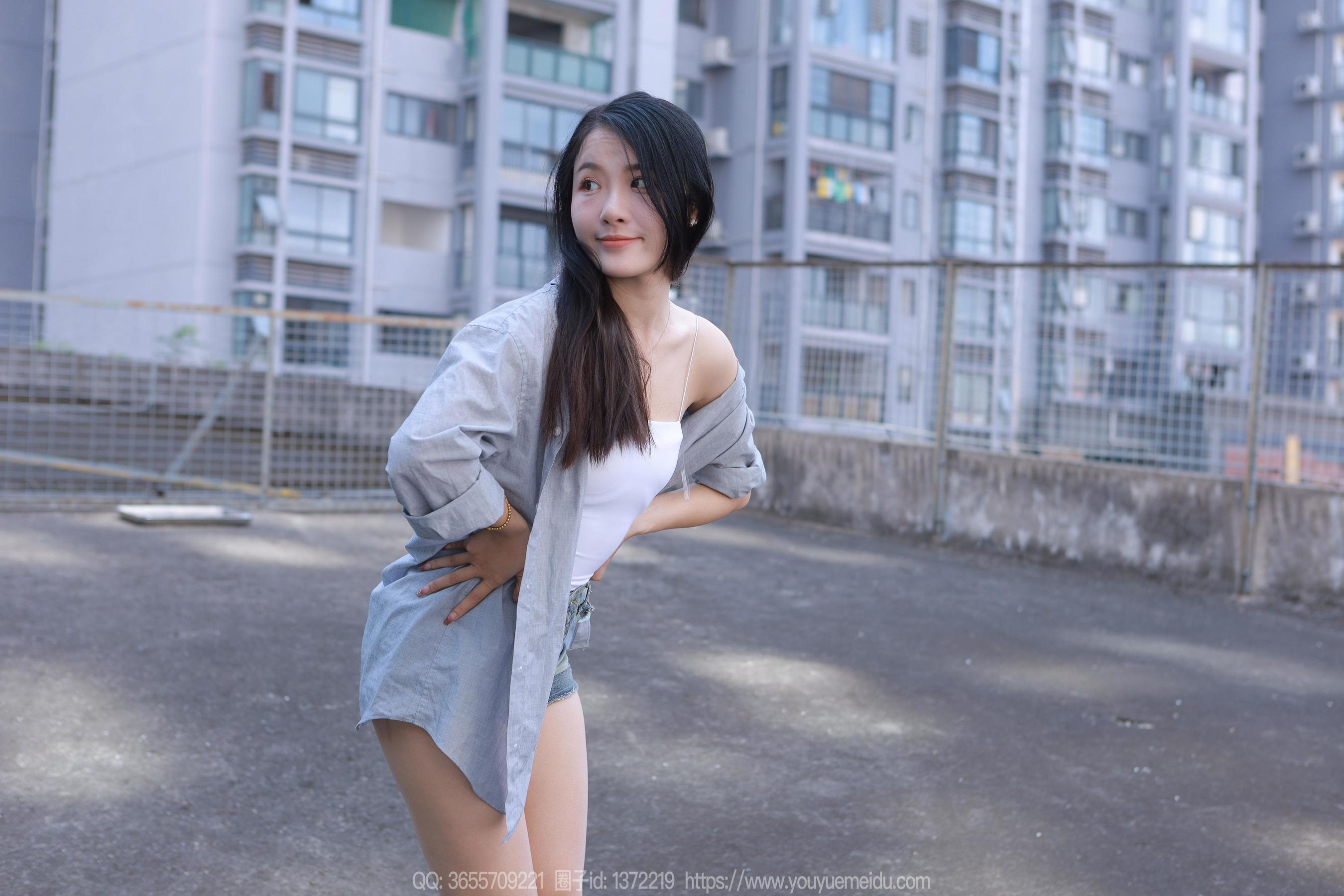 IESS异思趣向 - 模特：婉萍 《超短牛仔裤》