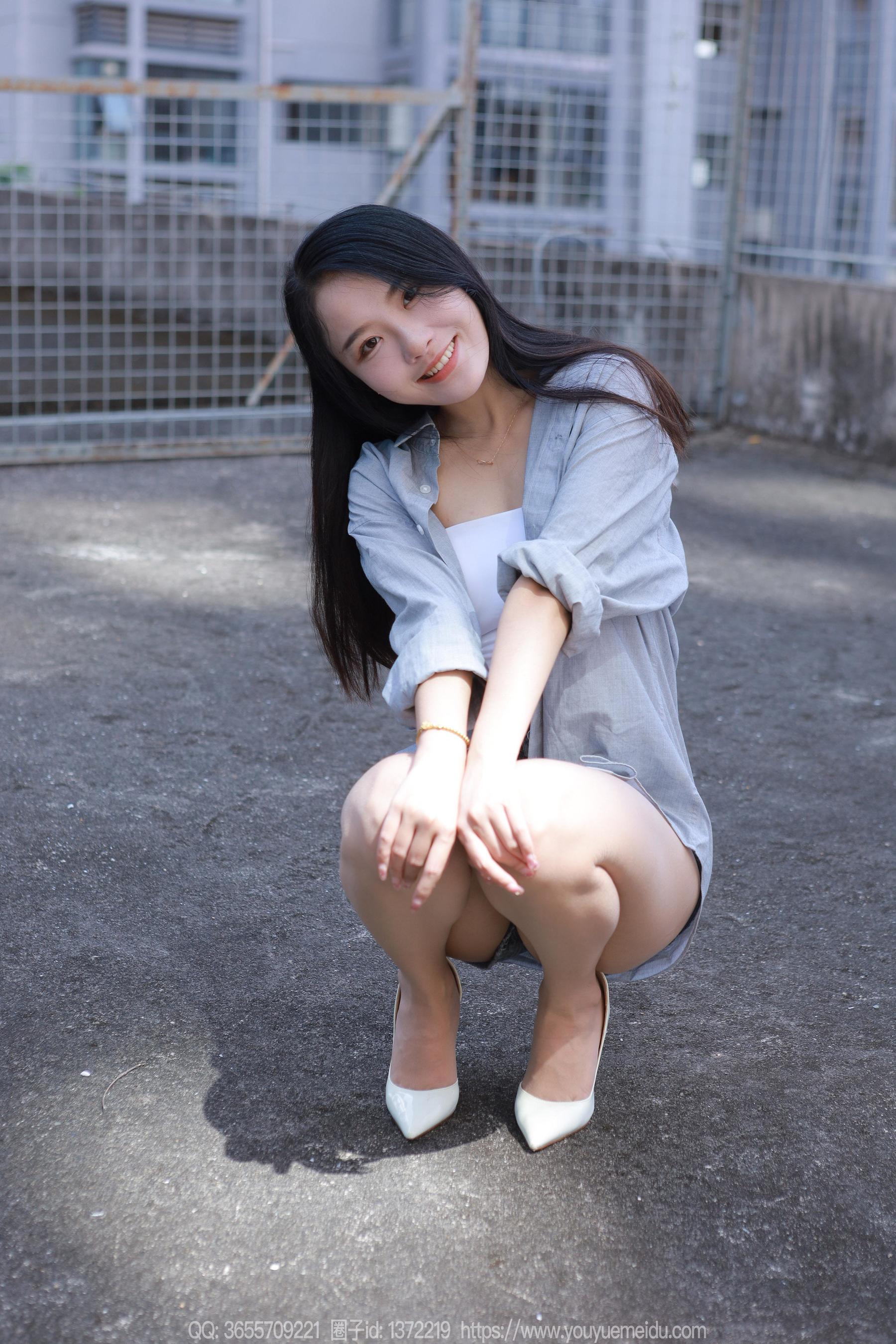 IESS异思趣向 - 模特：婉萍 《超短牛仔裤》