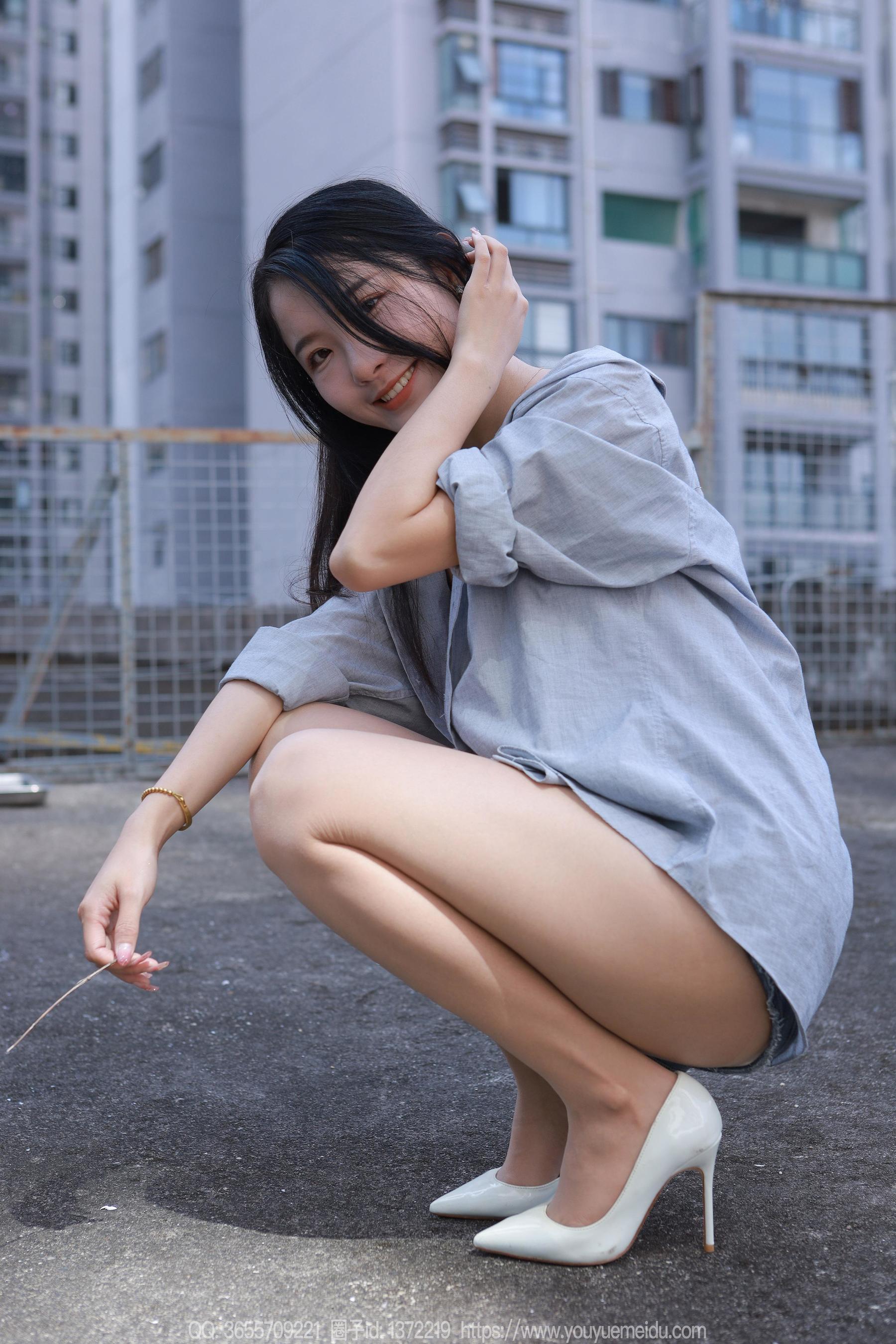 IESS异思趣向 - 模特：婉萍 《超短牛仔裤》