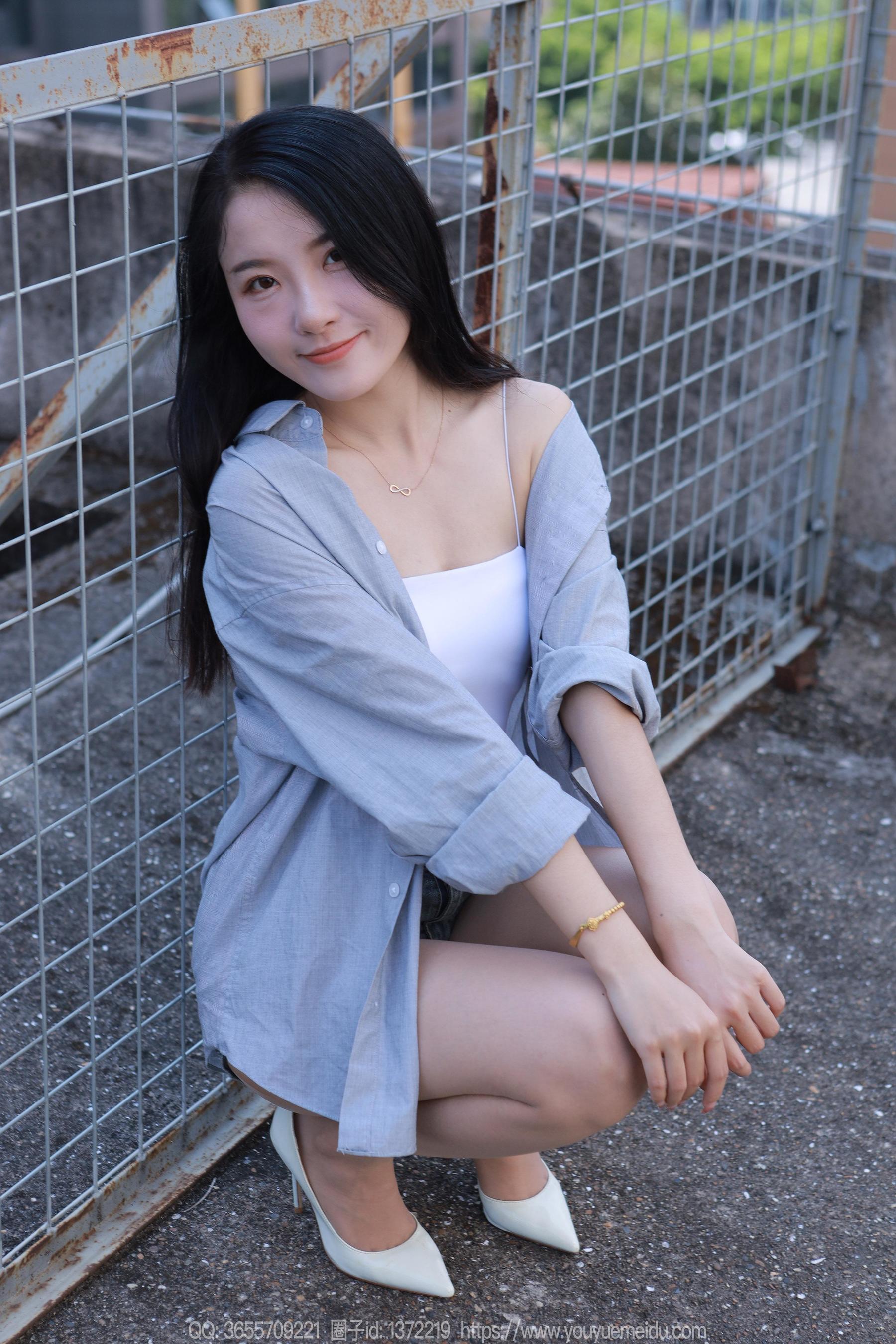 IESS异思趣向 - 模特：婉萍 《超短牛仔裤》