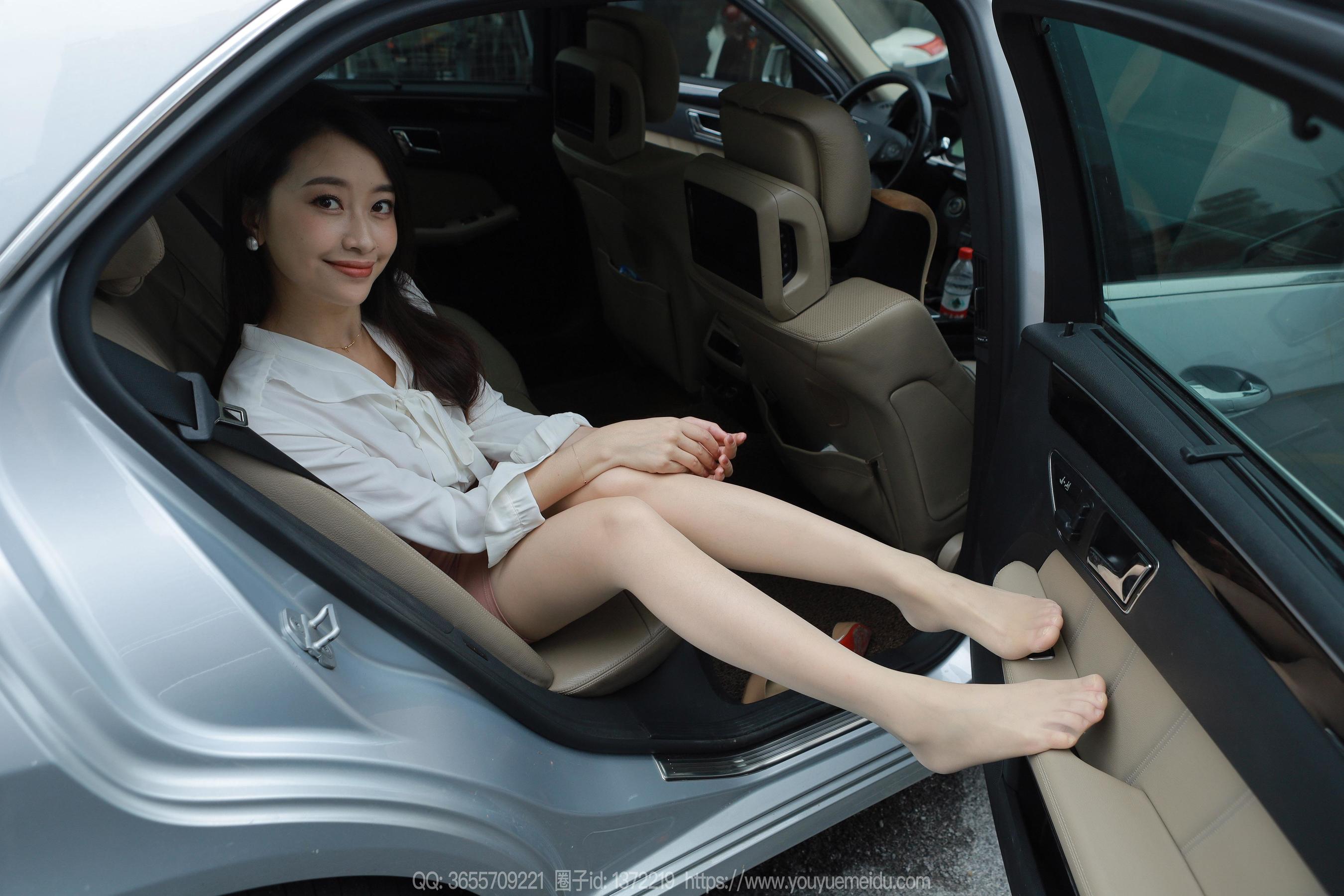 IESS异思趣向 - 模特：小婕 《车里车外》