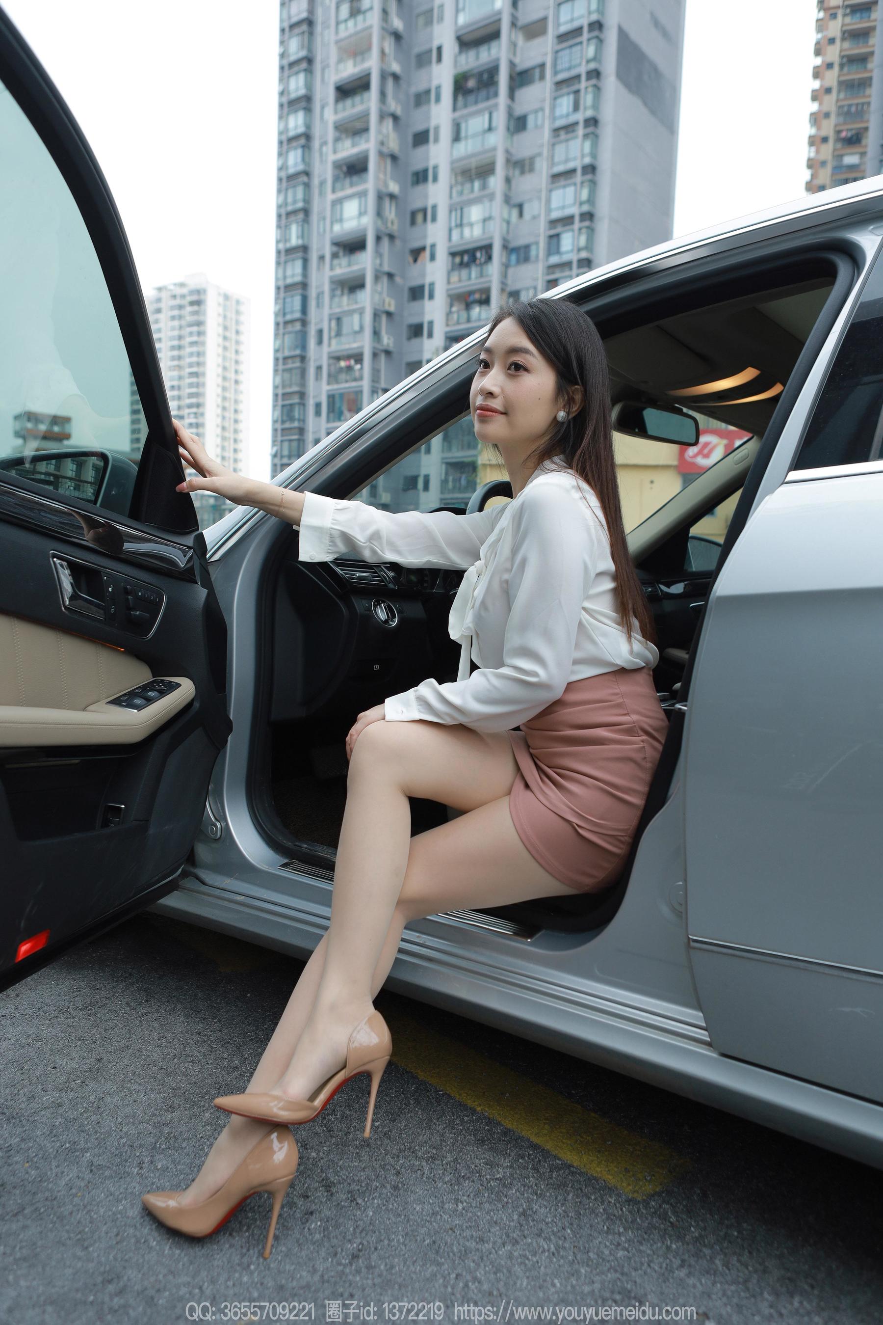 IESS异思趣向 - 模特：小婕 《车里车外》