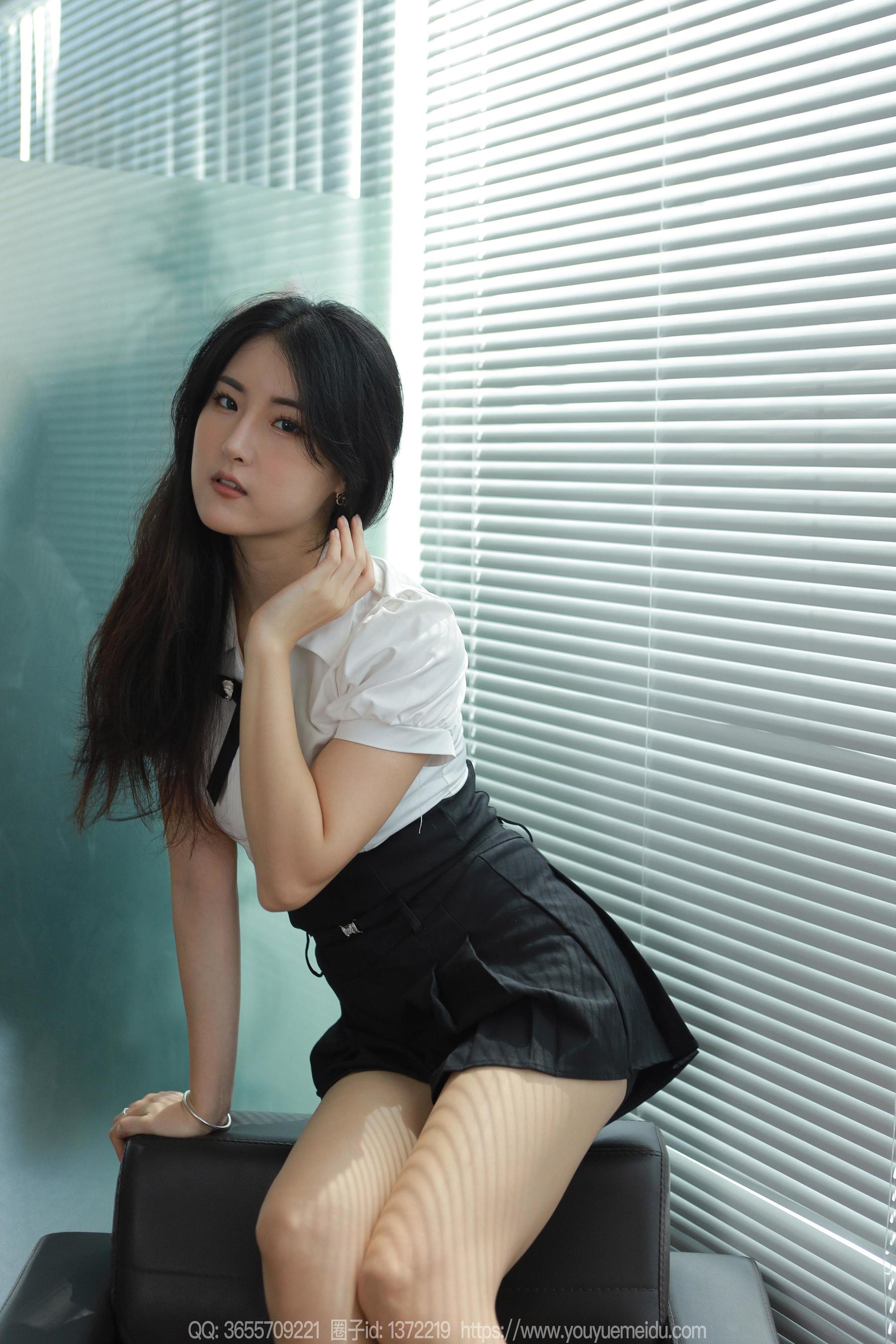 IESS异思趣向 - 模特：小宝 《光脚丫子》