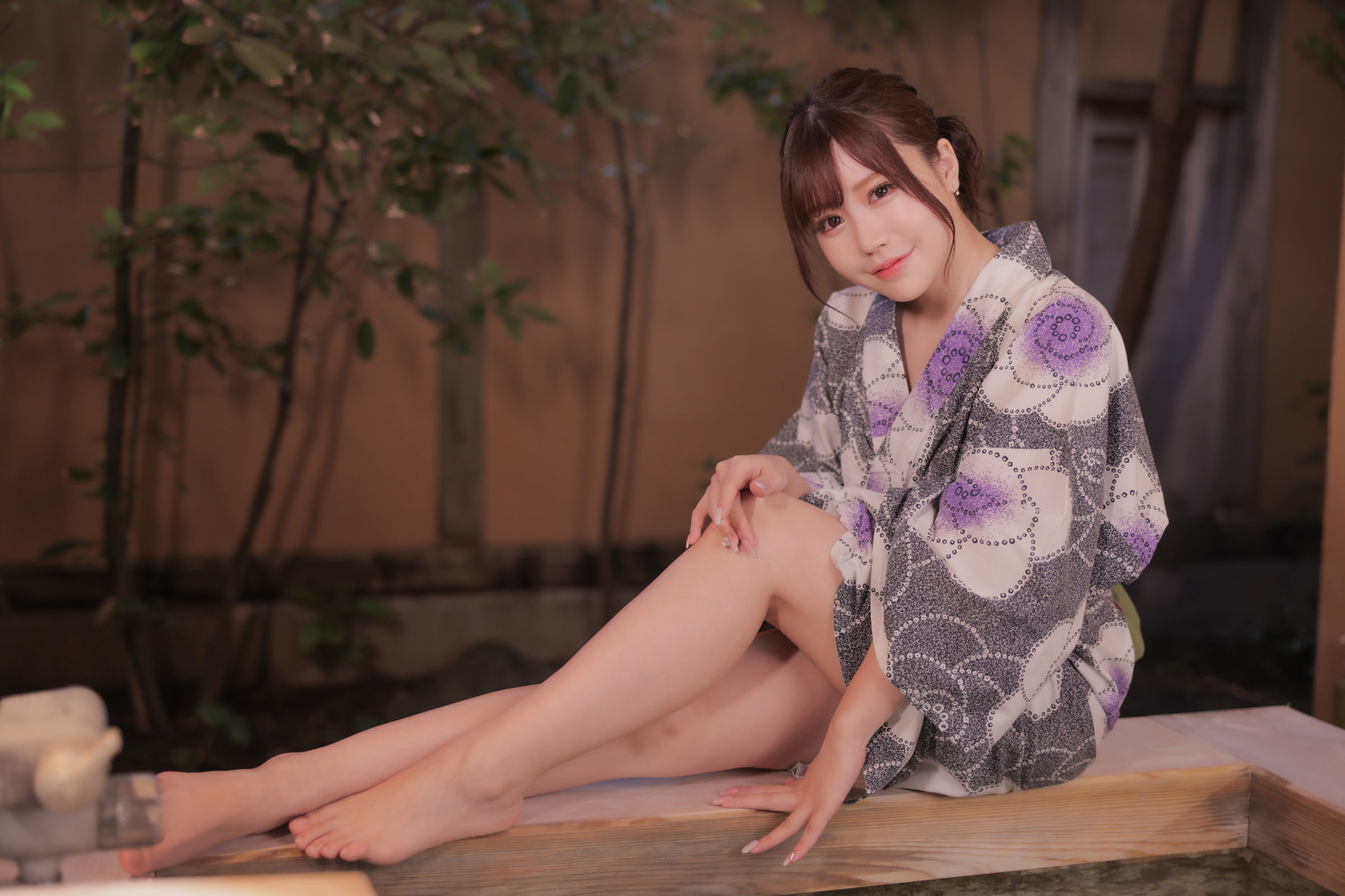 Mai Shirota 白田まい 白田まいと、貸切温泉と、濃厚接触 Vol.1
