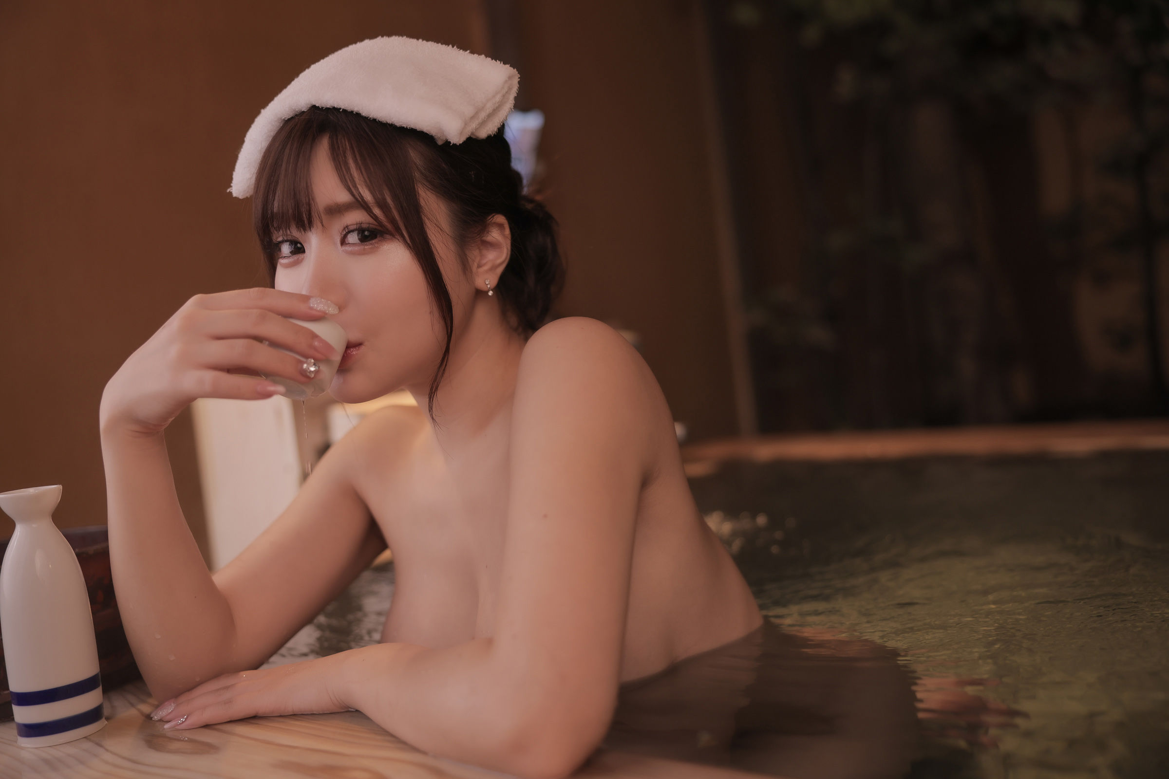 Mai Shirota 白田まい 白田まいと、貸切温泉と、濃厚接触 Vol.2