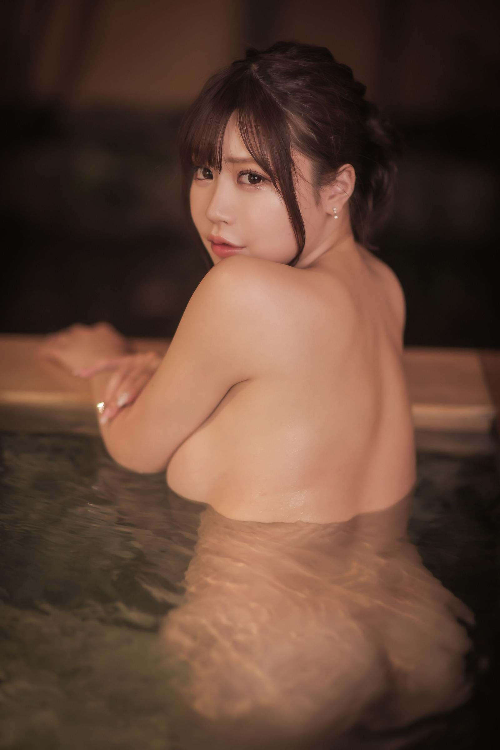 Mai Shirota 白田まい 白田まいと、貸切温泉と、濃厚接触 Vol.2