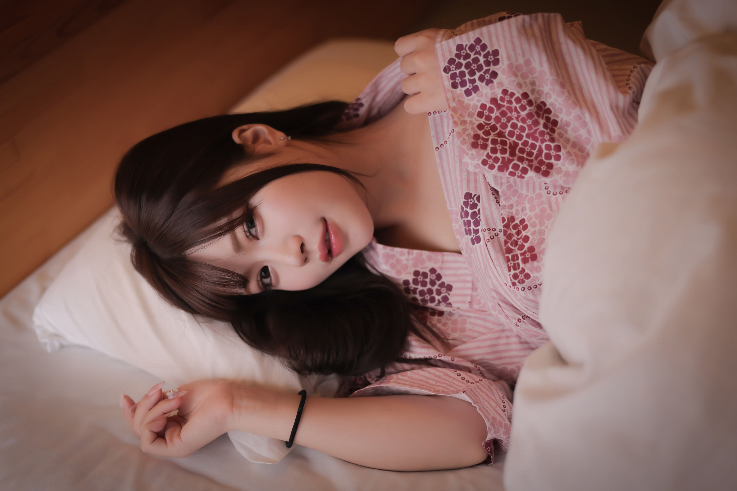 Mai Shirota 白田まい 白田まいと、貸切温泉と、濃厚接触 Vol.3