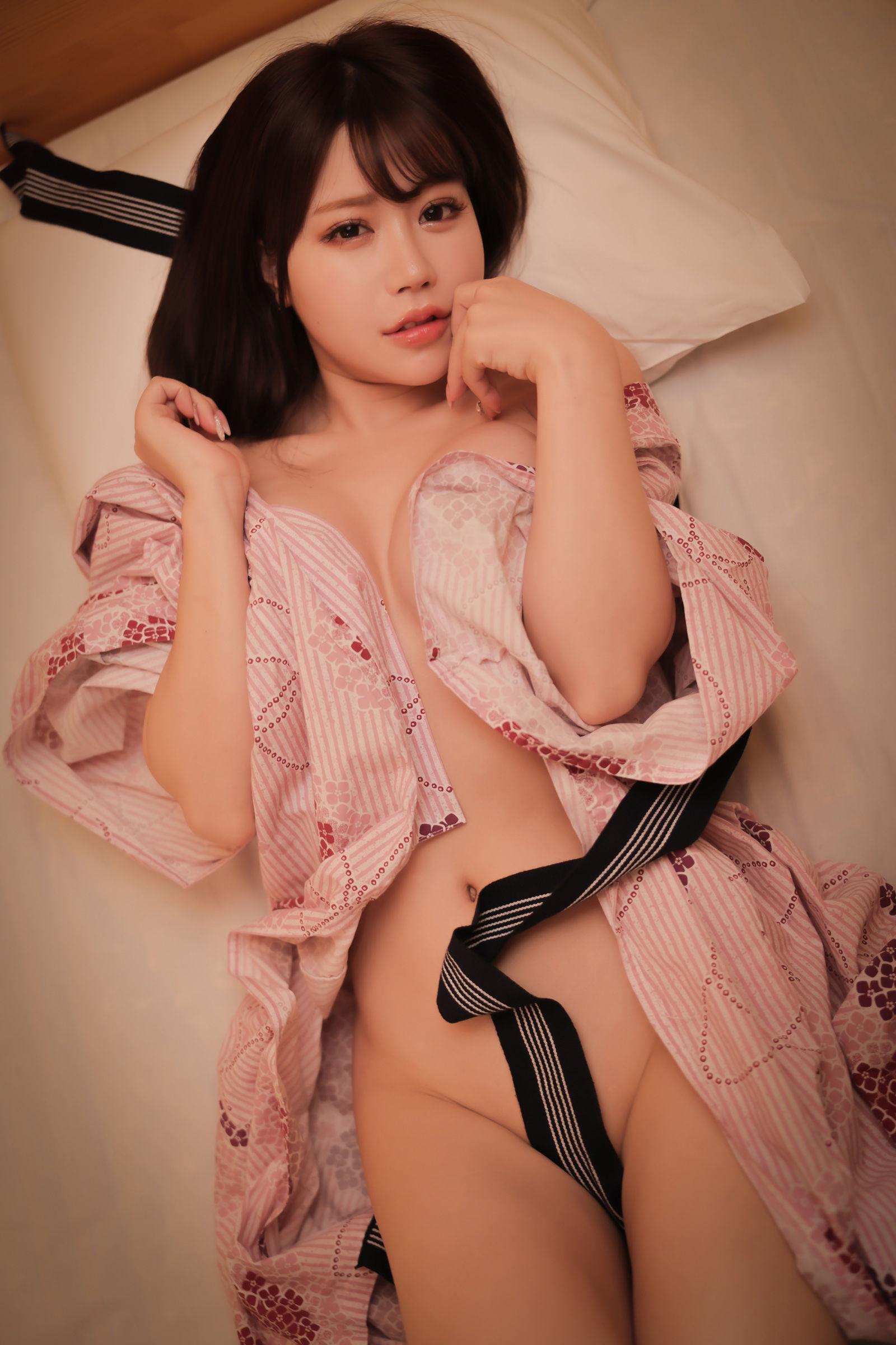 Mai Shirota 白田まい 白田まいと、貸切温泉と、濃厚接触 Vol.3