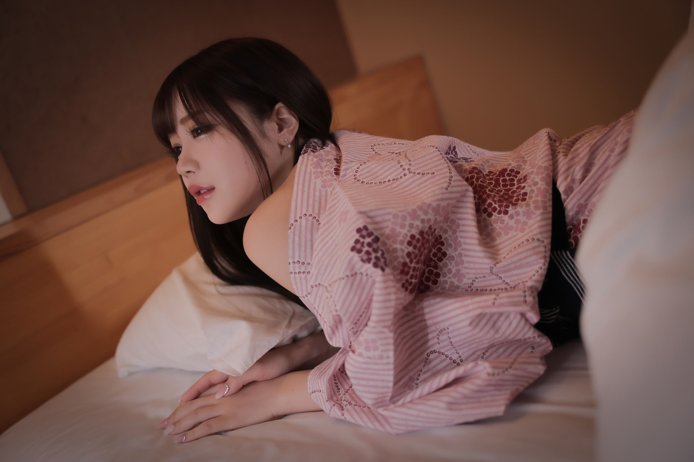Mai Shirota 白田まい 白田まいと、貸切温泉と、濃厚接触 Vol.3