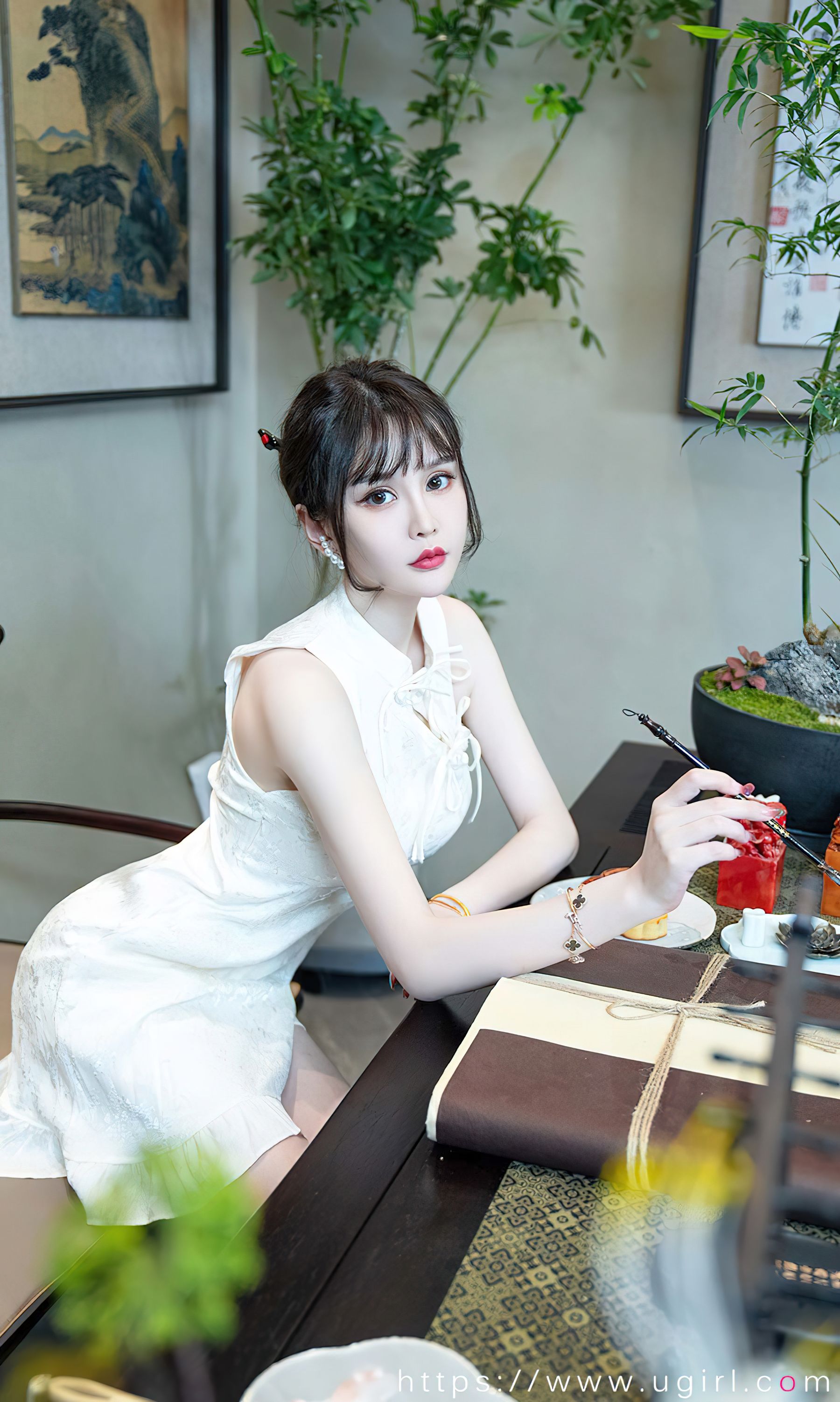 [Ugirls]爱尤物 No.2674 节日主题  青树