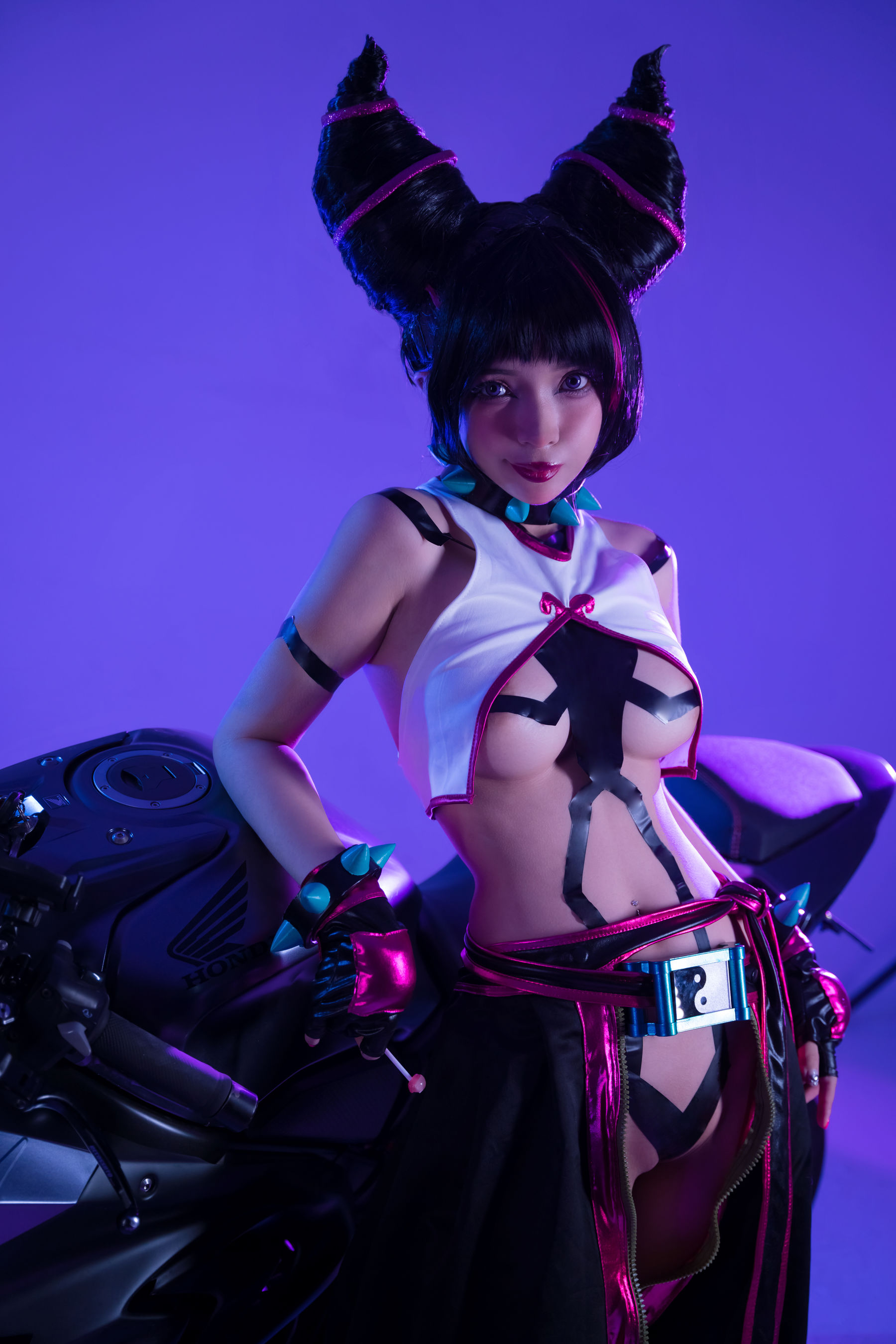 Umeko J - Juri Han
