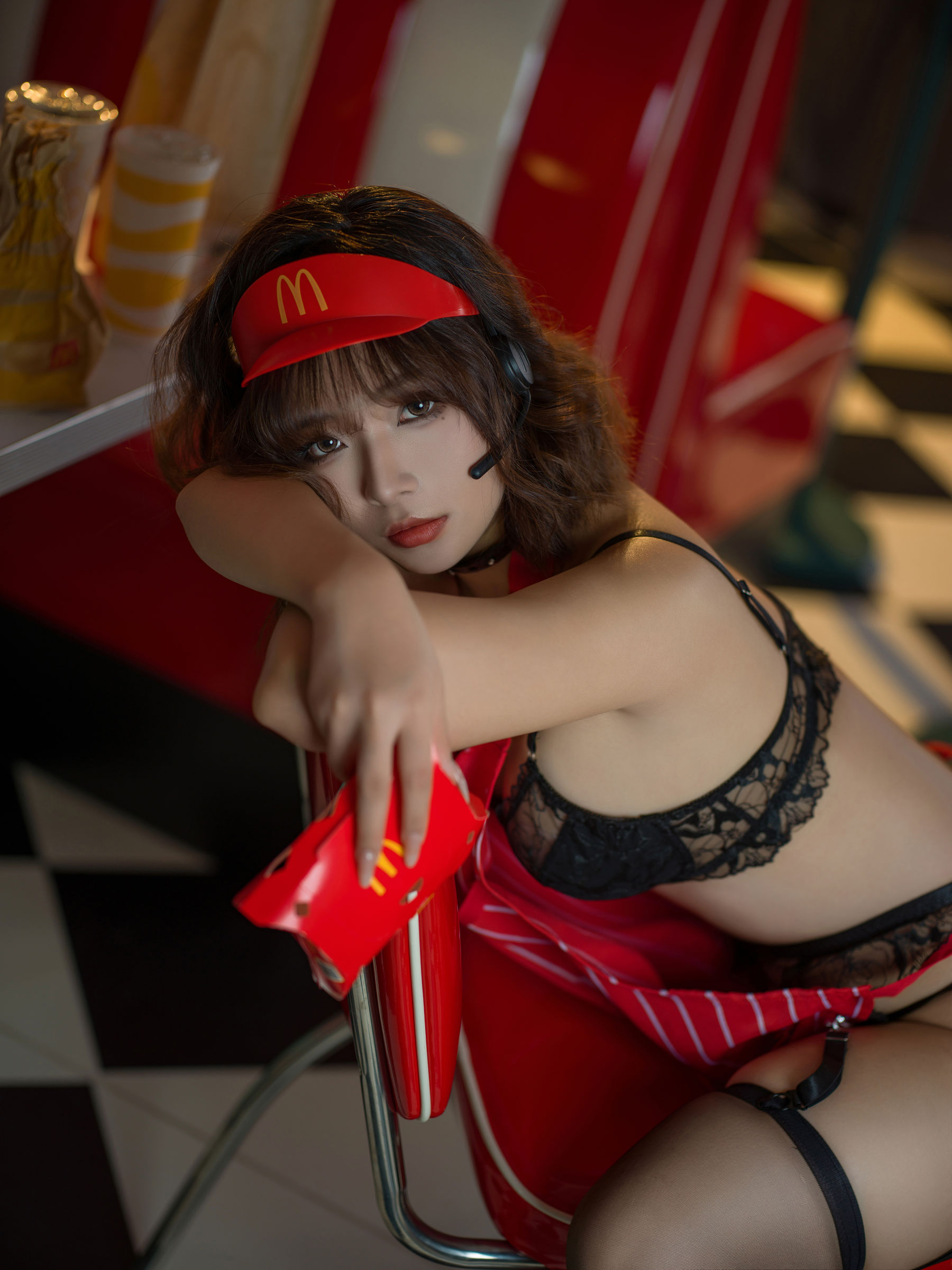 yuuhui玉汇 - 麦当劳的女服务员 - 1