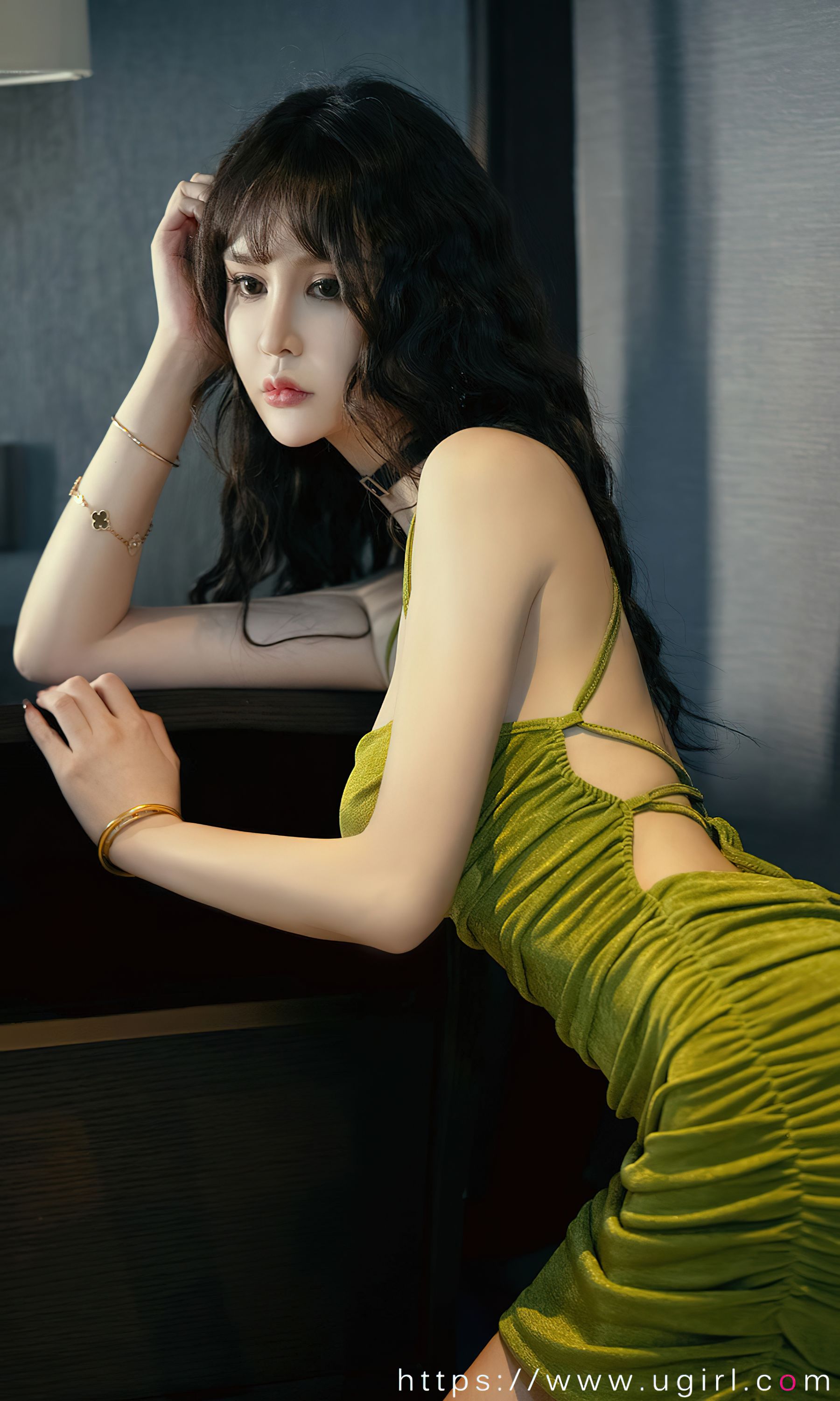 [Ugirls]爱尤物 No.2696 记忆碎片 青树