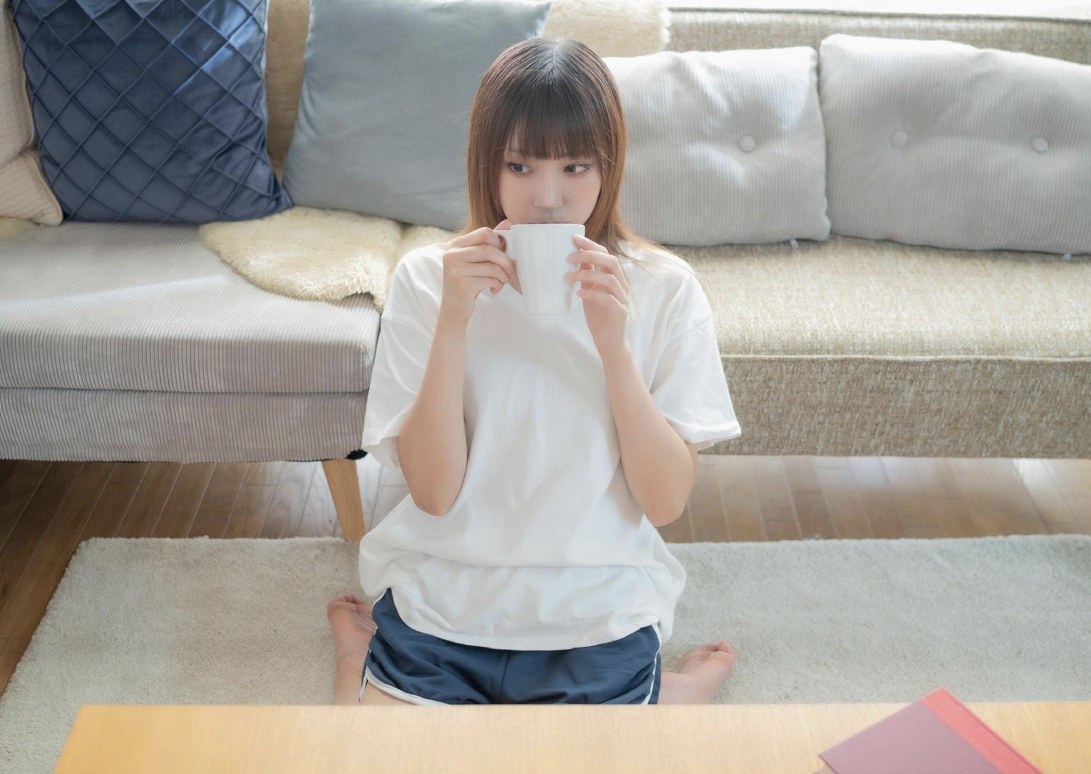 スカート を約100回めくれる本 vol.24 有川紗雪