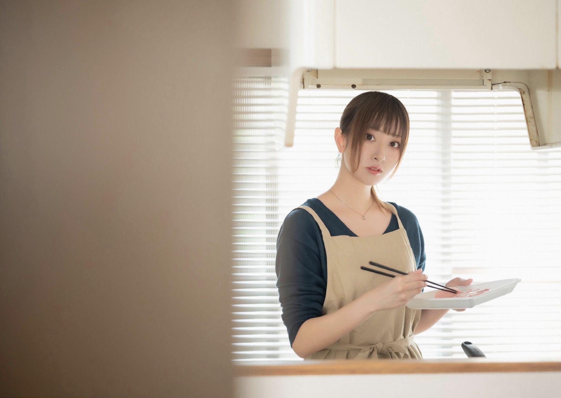 スカート を約100回めくれる本 vol.24 有川紗雪