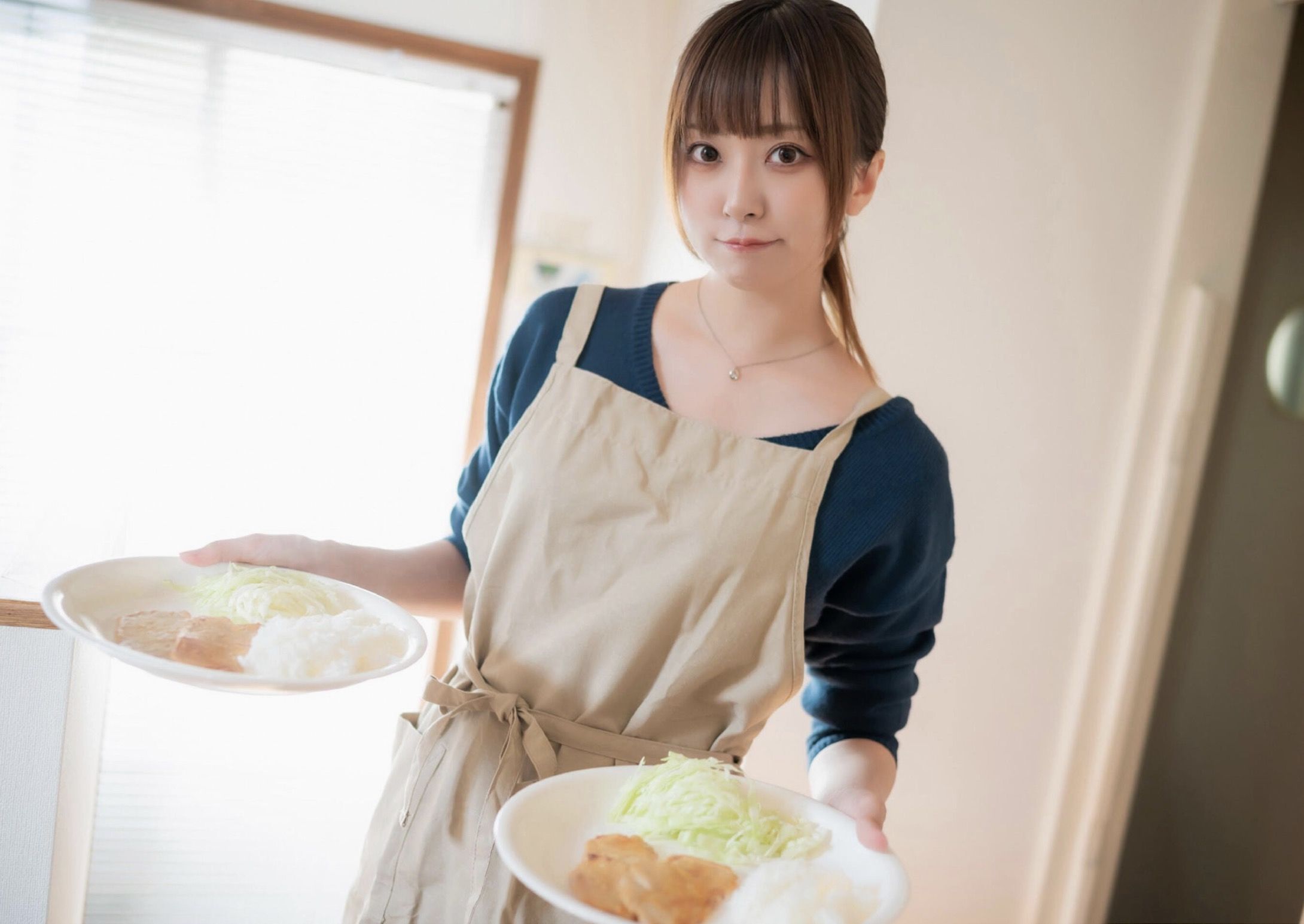 スカート を約100回めくれる本 vol.24 有川紗雪
