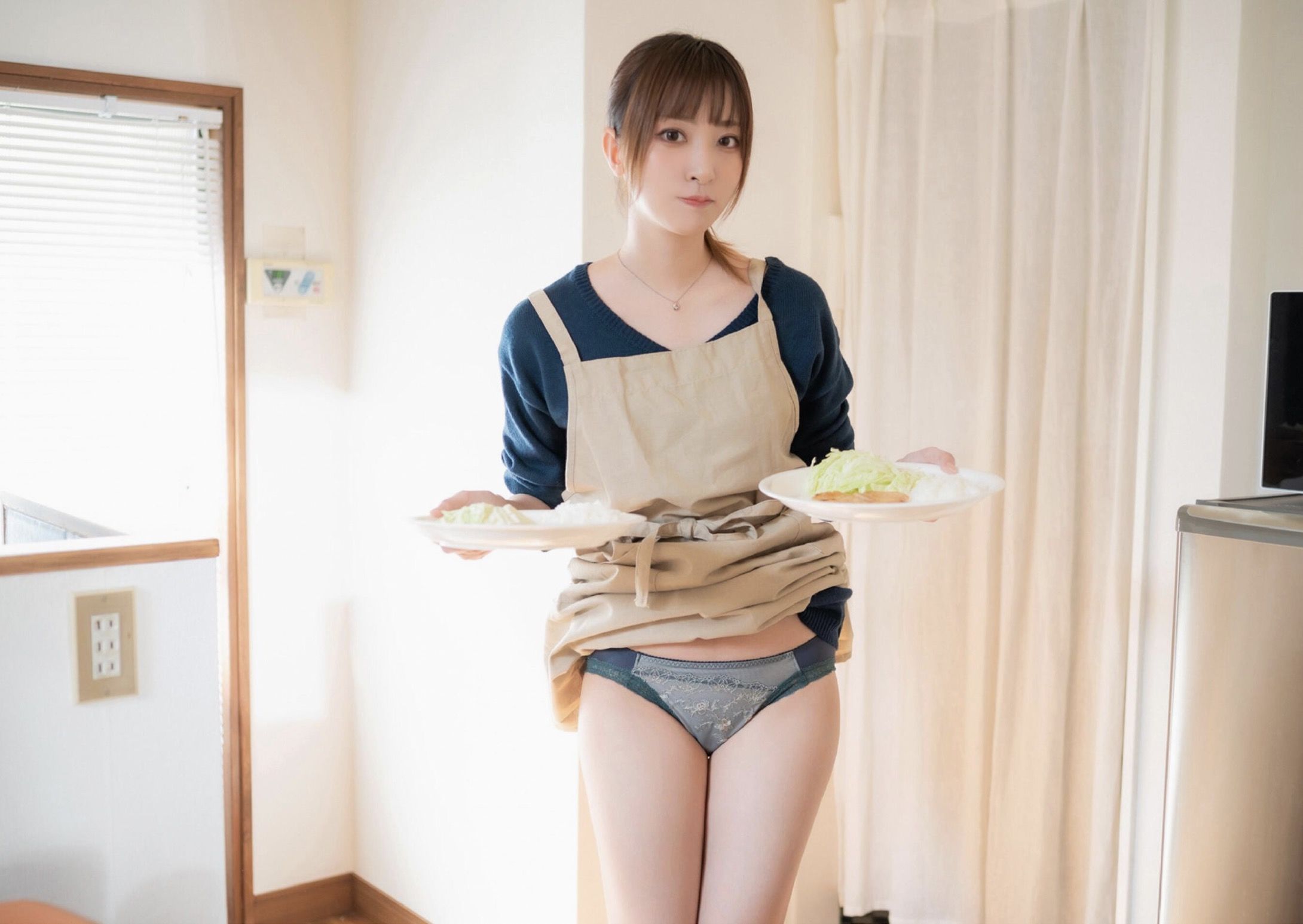 スカート を約100回めくれる本 vol.24 有川紗雪